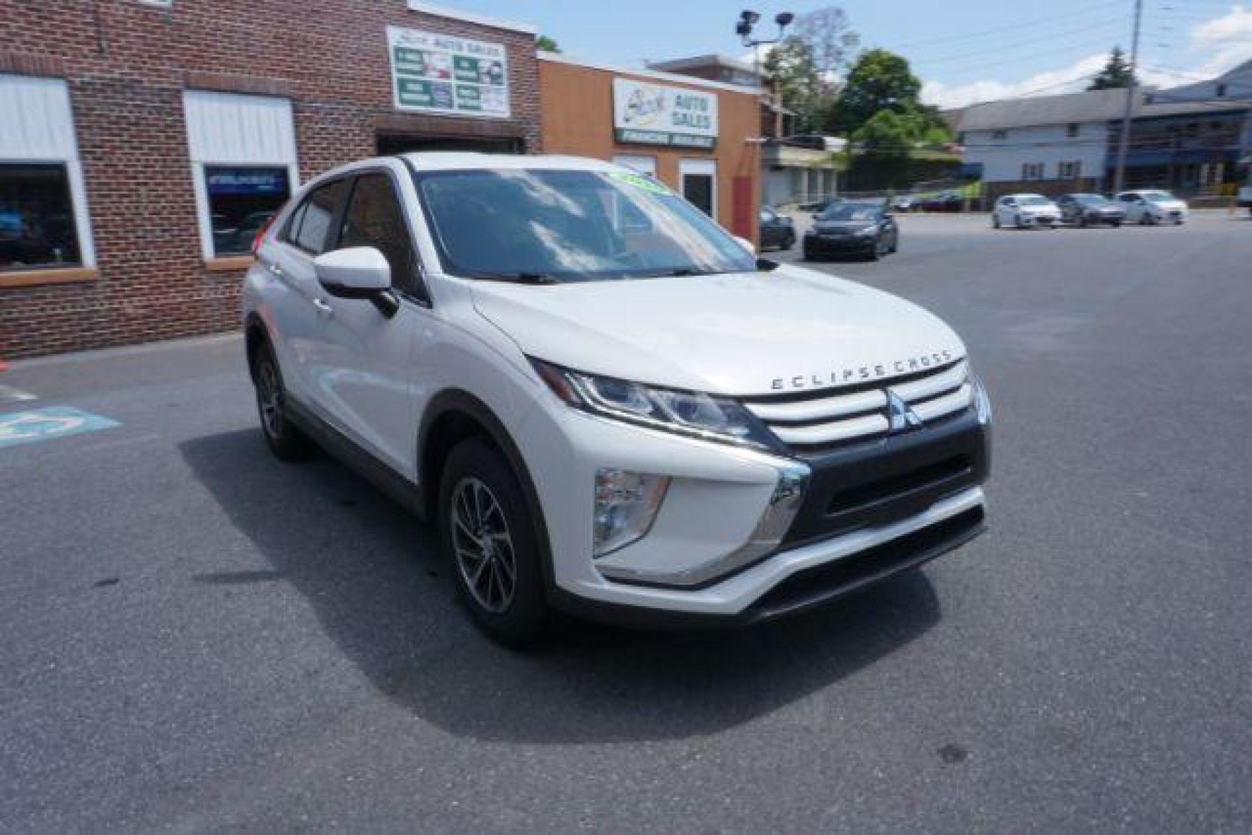 2020 Pearl White Mitsubishi Eclipse Cross ES (JA4AS3AA9LZ) with an 1.5L L4 DOHC 16V engine, Continuously Variable Transmission transmission, located at 312 Centre Ave, Schuylkill Haven, PA, 17972, (570) 593-5278, 40.638130, -76.177383 - rear parking sensors - Photo #3