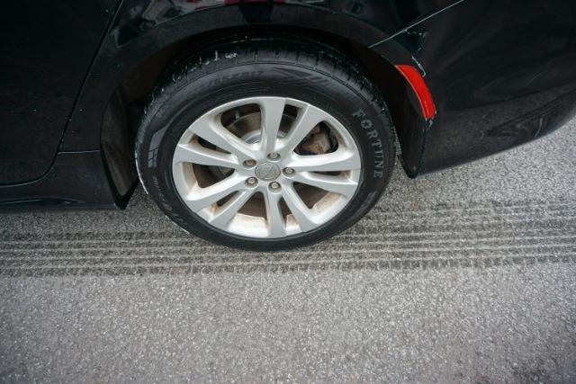 2015 Chrysler 200 Limited (1C3CCCAB8FN) with an 2.4L L4 DOHC 16V engine, 9-Speed Automatic transmission, located at 312 Centre Ave, Schuylkill Haven, PA, 17972, (570) 593-5278, 40.638130, -76.177383 - Photo#8