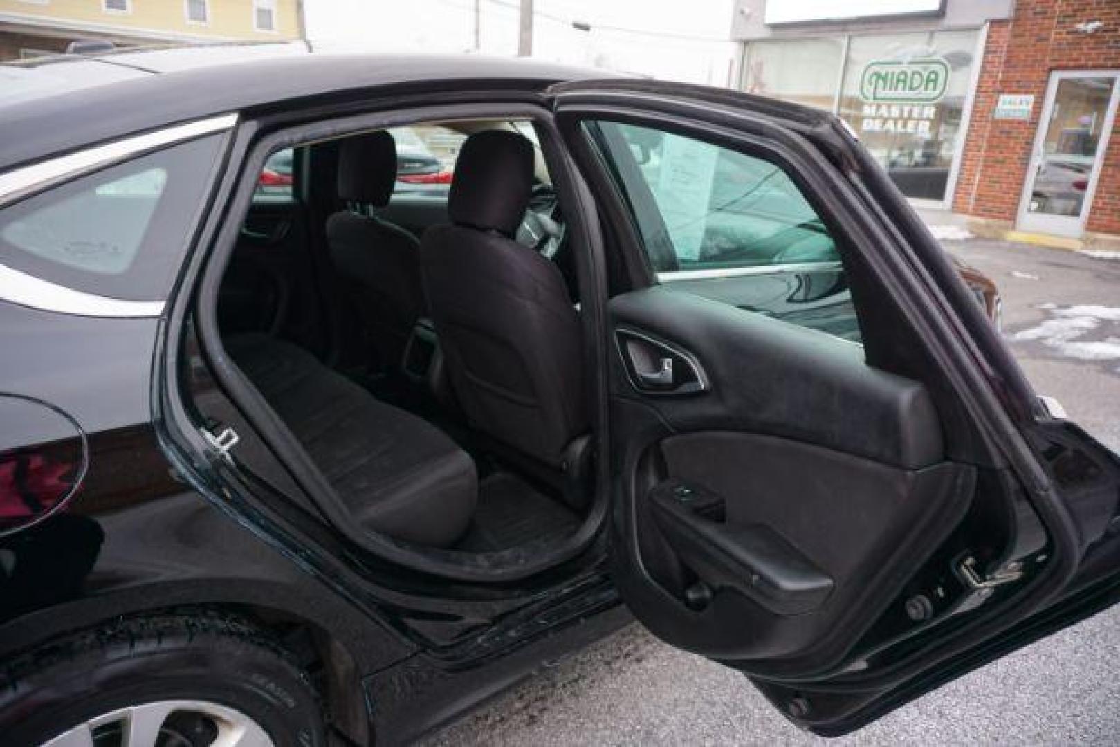 2015 Chrysler 200 Limited (1C3CCCAB8FN) with an 2.4L L4 DOHC 16V engine, 9-Speed Automatic transmission, located at 312 Centre Ave, Schuylkill Haven, PA, 17972, (570) 593-5278, 40.638130, -76.177383 - Photo#36