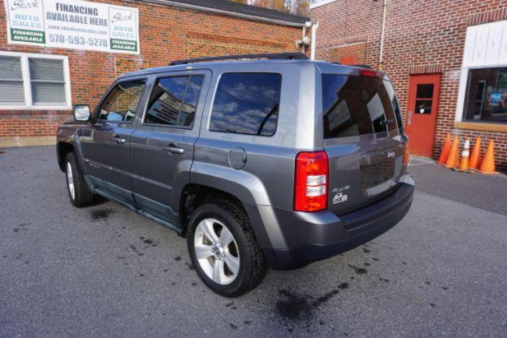 2011 Bright Silver Metall /Dark Slate Gray Clot Jeep Patriot 4WD (1J4NF1GB9BD) with an 2.4L L4 DOHC 16V engine, located at 312 Centre Ave, Schuylkill Haven, PA, 17972, (570) 593-5278, 40.638130, -76.177383 - Photo#9