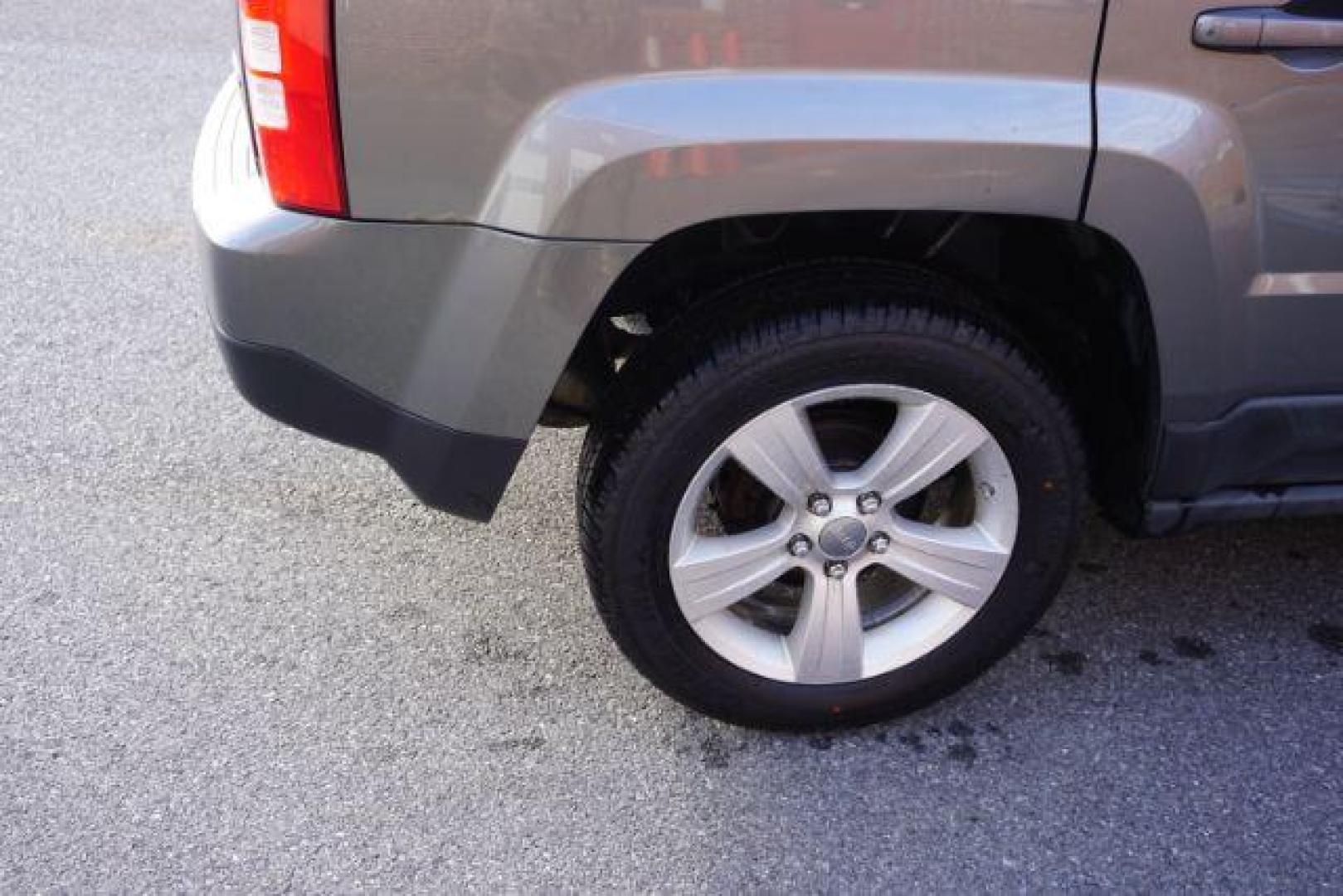 2011 Bright Silver Metall /Dark Slate Gray Clot Jeep Patriot 4WD (1J4NF1GB9BD) with an 2.4L L4 DOHC 16V engine, located at 312 Centre Ave, Schuylkill Haven, PA, 17972, (570) 593-5278, 40.638130, -76.177383 - Photo#15