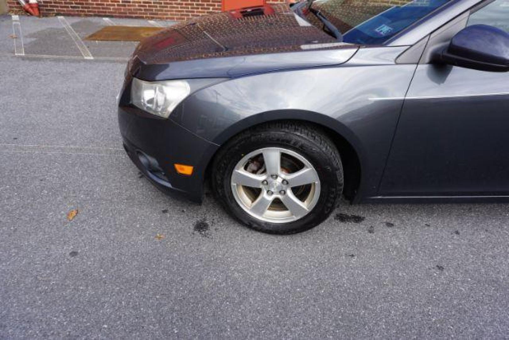 2013 Cyber Gray Metallic Chevrolet Cruze 1LT Auto (1G1PC5SB8D7) with an 1.4L L4 DOHC 16V TUR engine, 6-Speed Automatic transmission, located at 312 Centre Ave, Schuylkill Haven, PA, 17972, (570) 593-5278, 40.638130, -76.177383 - Photo#3