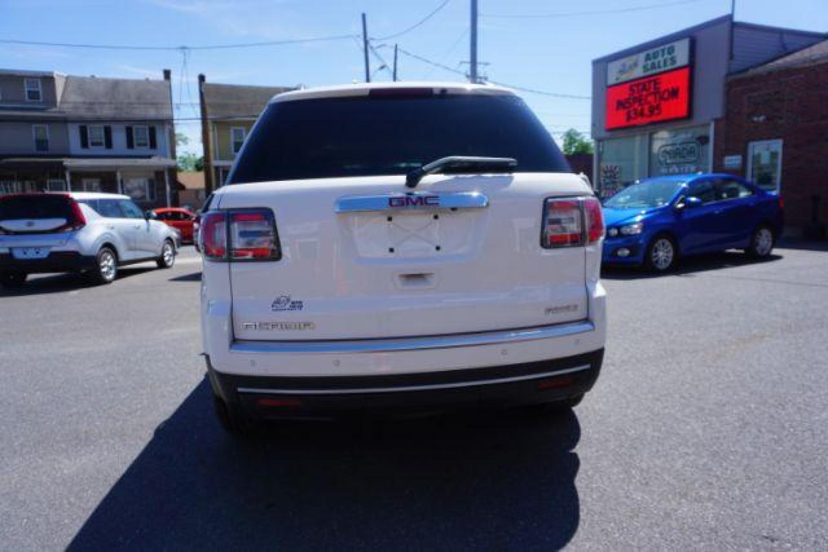 2016 Summit White /Ebony, premium cloth GMC Acadia SLE-2 AWD (1GKKVPKD4GJ) with an 3.6L V6 DOHC 24V engine, 6-Speed Automatic transmission, located at 312 Centre Ave, Schuylkill Haven, PA, 17972, (570) 593-5278, 40.638130, -76.177383 - heated front seats - Photo#11