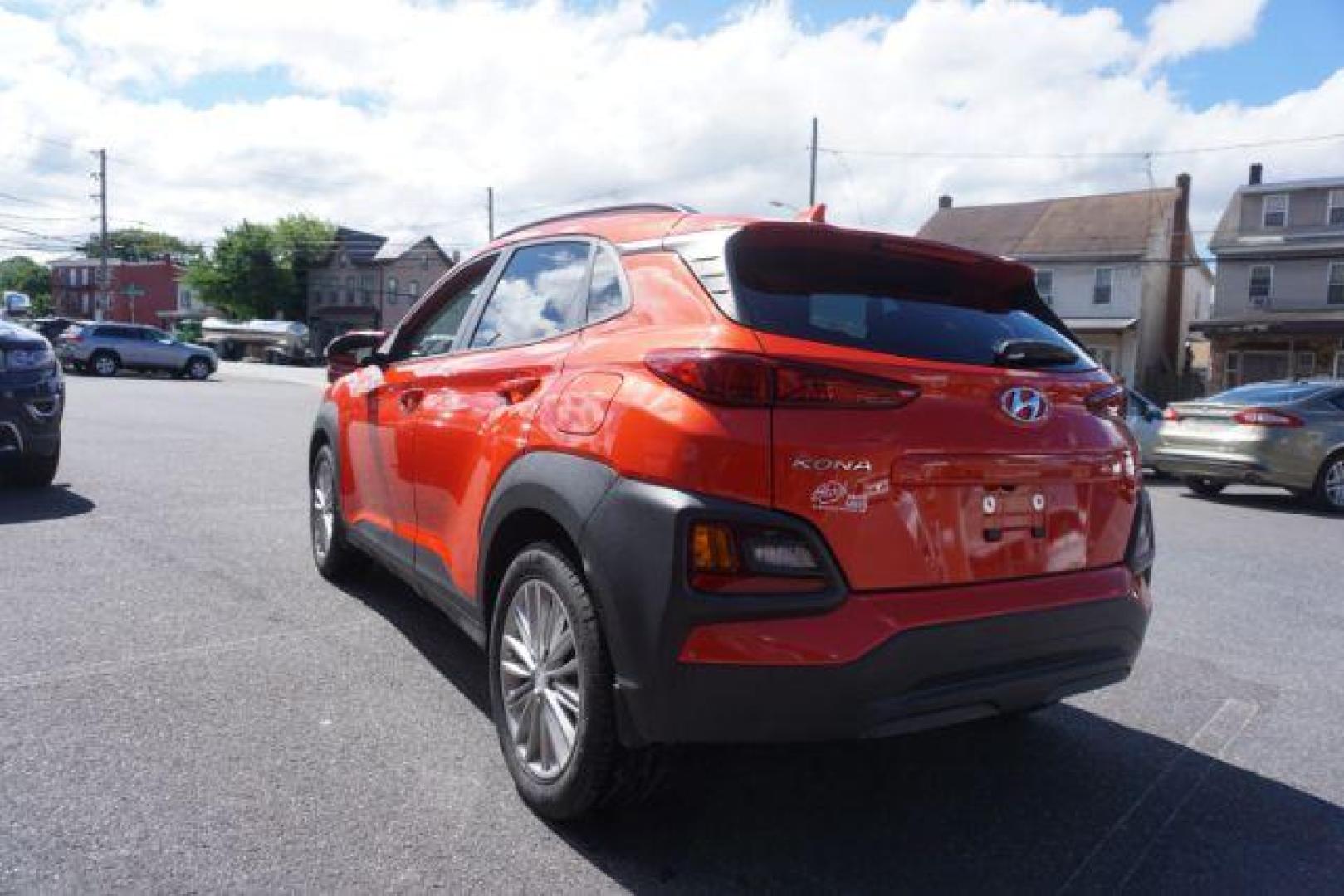 2019 Sunset Orange /Gray/Black, cloth Hyundai Kona SEL w/Contrast Roof AWD (KM8K6CAA6KU) with an 2.0L L4 DOHC 16V engine, 6-Speed Automatic transmission, located at 312 Centre Ave, Schuylkill Haven, PA, 17972, (570) 593-5278, 40.638130, -76.177383 - universal garage door opener - Photo#8