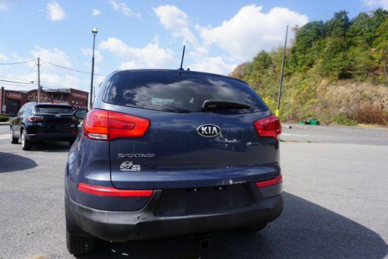 2016 Twilight Blue /Black, cloth Kia Sportage LX AWD (KNDPBCAC8G7) with an 2.4L V6 DOHC 24V engine, 6-Speed Automatic transmission, located at 312 Centre Ave, Schuylkill Haven, PA, 17972, (570) 593-5278, 40.638130, -76.177383 - remote engine starter, towing camper pkg - Photo#15