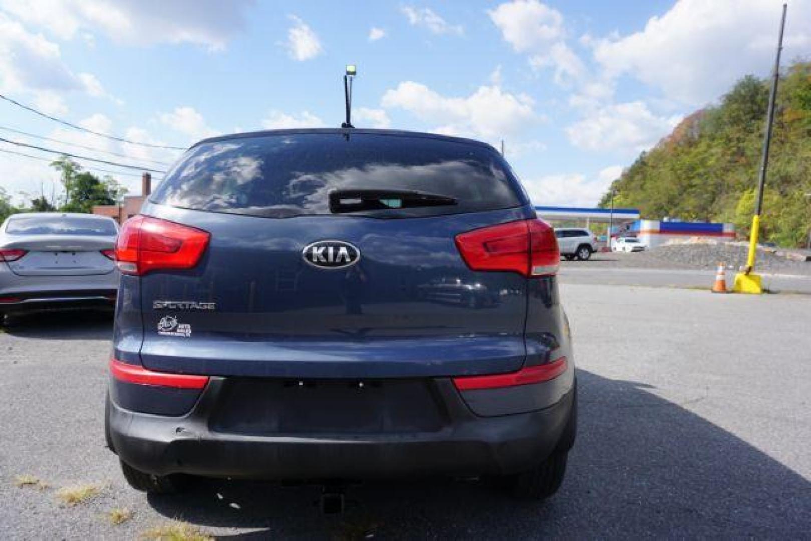 2016 Twilight Blue /Black, cloth Kia Sportage LX AWD (KNDPBCAC8G7) with an 2.4L V6 DOHC 24V engine, 6-Speed Automatic transmission, located at 312 Centre Ave, Schuylkill Haven, PA, 17972, (570) 593-5278, 40.638130, -76.177383 - remote engine starter, towing camper pkg - Photo#16