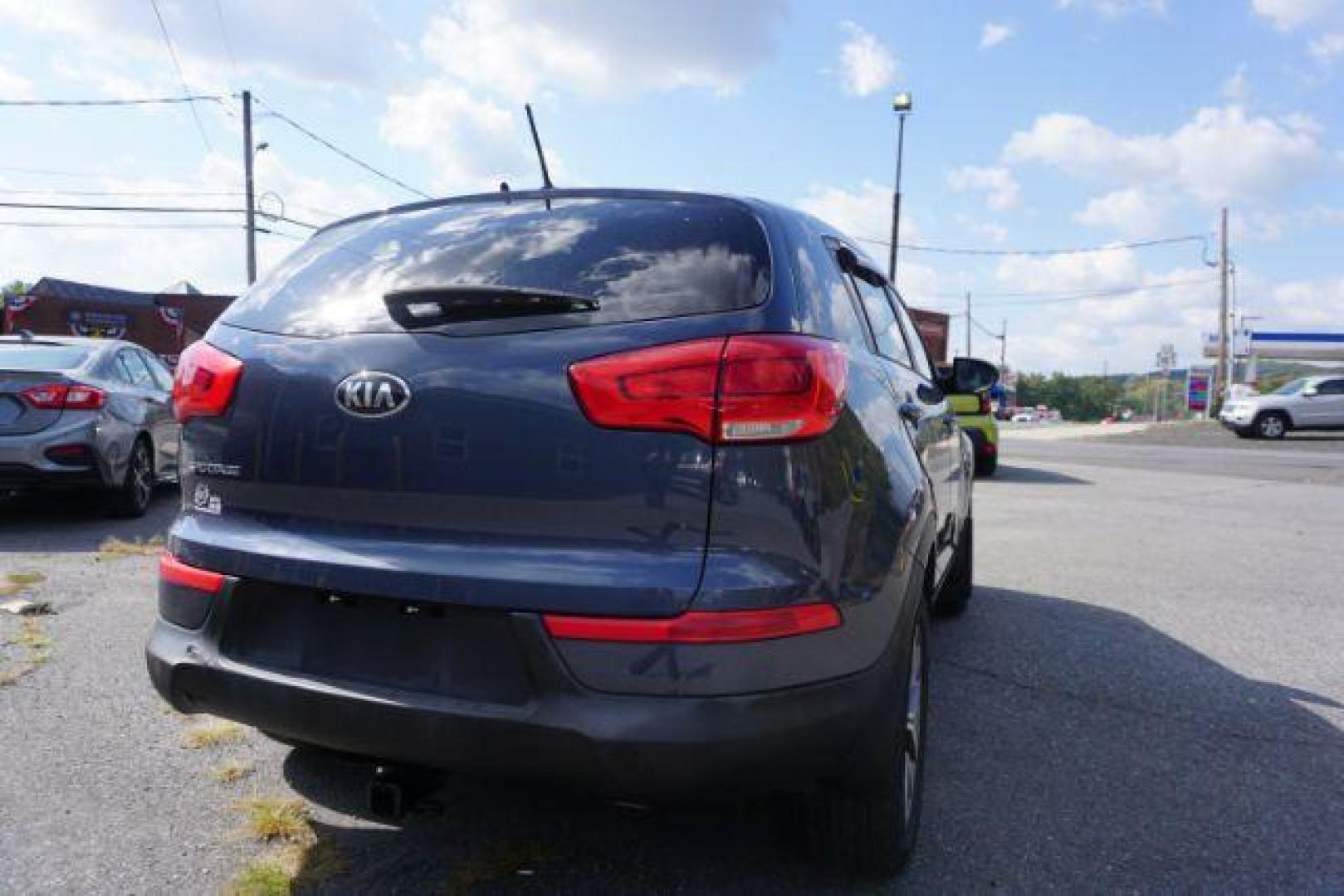 2016 Twilight Blue /Black, cloth Kia Sportage LX AWD (KNDPBCAC8G7) with an 2.4L V6 DOHC 24V engine, 6-Speed Automatic transmission, located at 312 Centre Ave, Schuylkill Haven, PA, 17972, (570) 593-5278, 40.638130, -76.177383 - remote engine starter, towing camper pkg - Photo#17