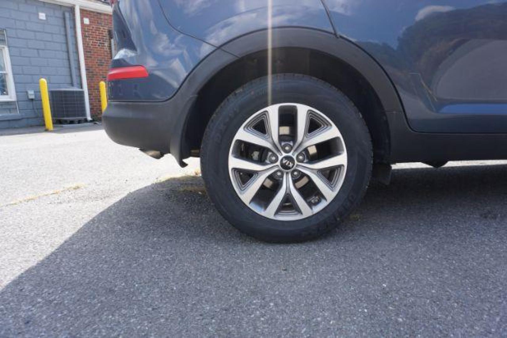 2016 Twilight Blue /Black, cloth Kia Sportage LX AWD (KNDPBCAC8G7) with an 2.4L V6 DOHC 24V engine, 6-Speed Automatic transmission, located at 312 Centre Ave, Schuylkill Haven, PA, 17972, (570) 593-5278, 40.638130, -76.177383 - remote engine starter, towing camper pkg - Photo#20