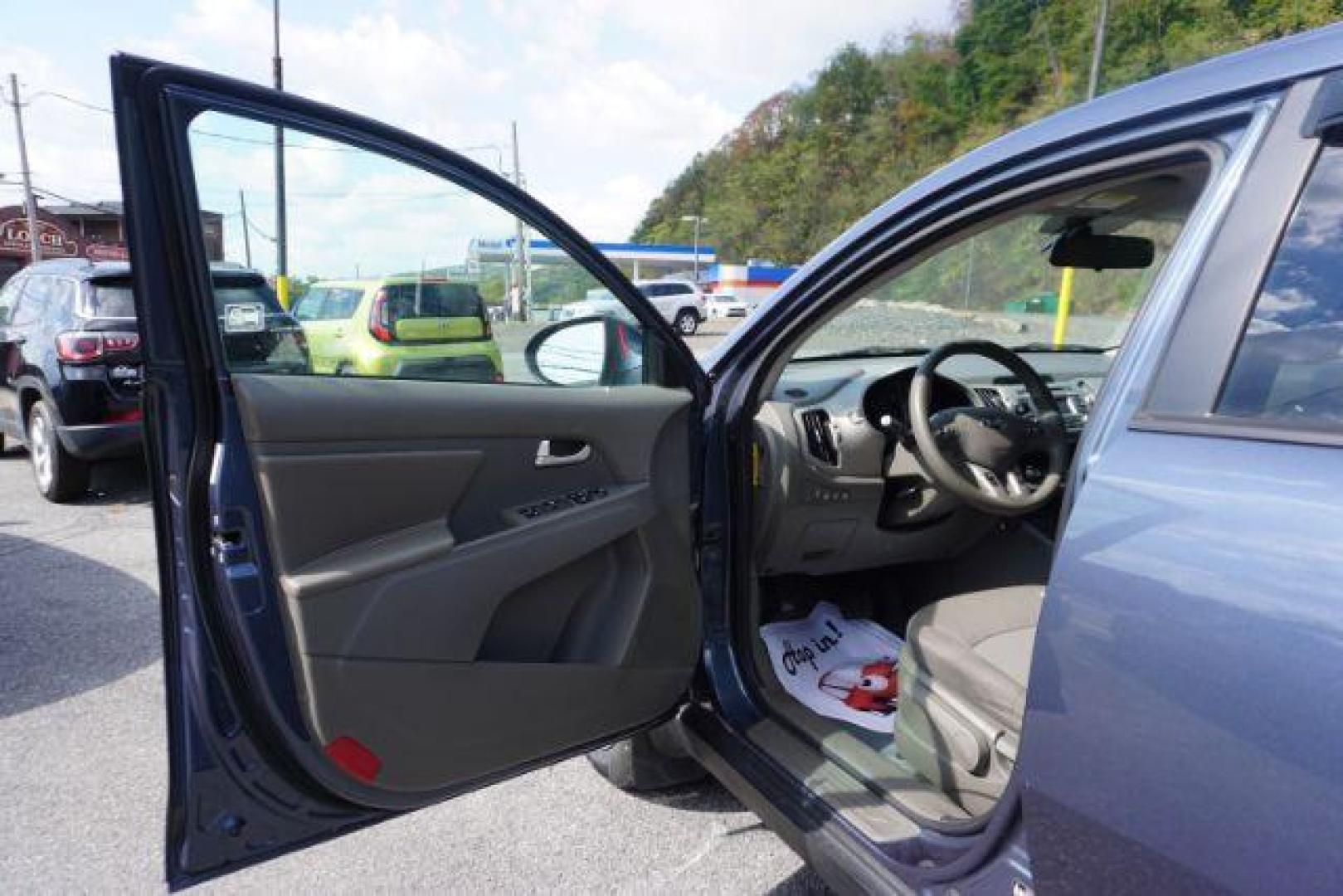 2016 Twilight Blue /Black, cloth Kia Sportage LX AWD (KNDPBCAC8G7) with an 2.4L V6 DOHC 24V engine, 6-Speed Automatic transmission, located at 312 Centre Ave, Schuylkill Haven, PA, 17972, (570) 593-5278, 40.638130, -76.177383 - remote engine starter, towing camper pkg - Photo#23