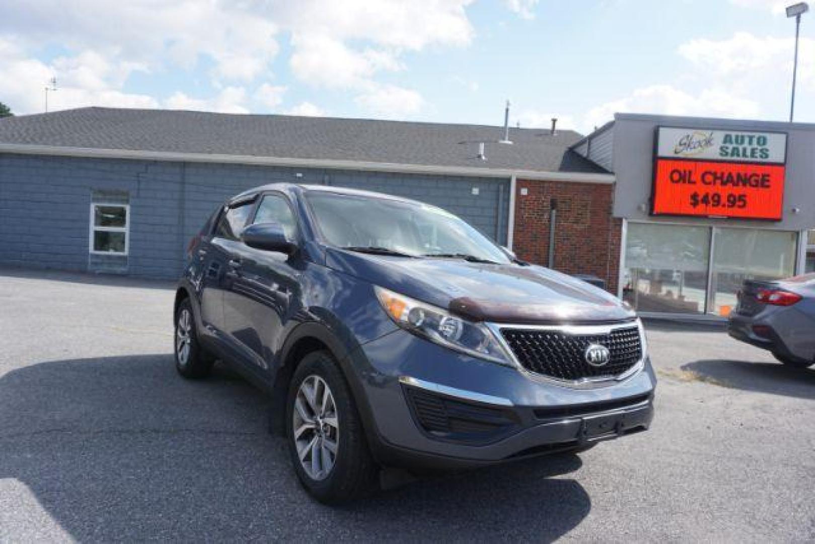 2016 Twilight Blue /Black, cloth Kia Sportage LX AWD (KNDPBCAC8G7) with an 2.4L V6 DOHC 24V engine, 6-Speed Automatic transmission, located at 312 Centre Ave, Schuylkill Haven, PA, 17972, (570) 593-5278, 40.638130, -76.177383 - remote engine starter, towing camper pkg - Photo#2