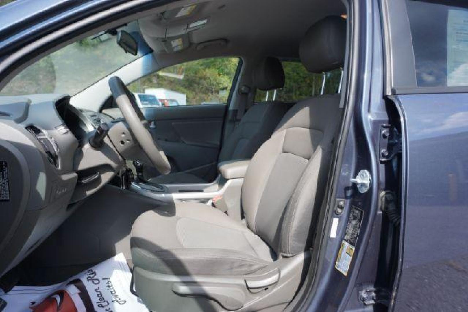 2016 Twilight Blue /Black, cloth Kia Sportage LX AWD (KNDPBCAC8G7) with an 2.4L V6 DOHC 24V engine, 6-Speed Automatic transmission, located at 312 Centre Ave, Schuylkill Haven, PA, 17972, (570) 593-5278, 40.638130, -76.177383 - remote engine starter, towing camper pkg - Photo#29
