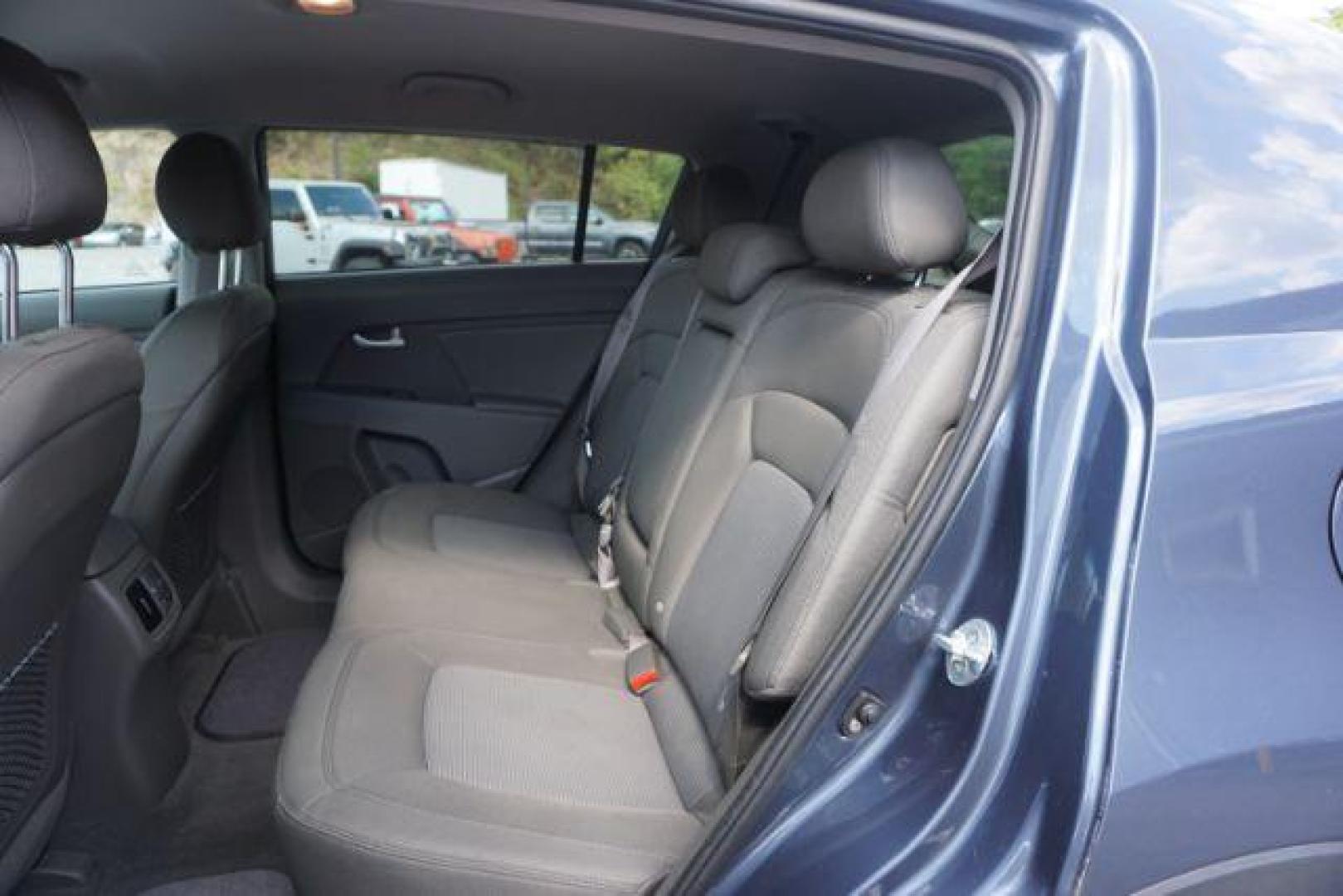 2016 Twilight Blue /Black, cloth Kia Sportage LX AWD (KNDPBCAC8G7) with an 2.4L V6 DOHC 24V engine, 6-Speed Automatic transmission, located at 312 Centre Ave, Schuylkill Haven, PA, 17972, (570) 593-5278, 40.638130, -76.177383 - remote engine starter, towing camper pkg - Photo#42