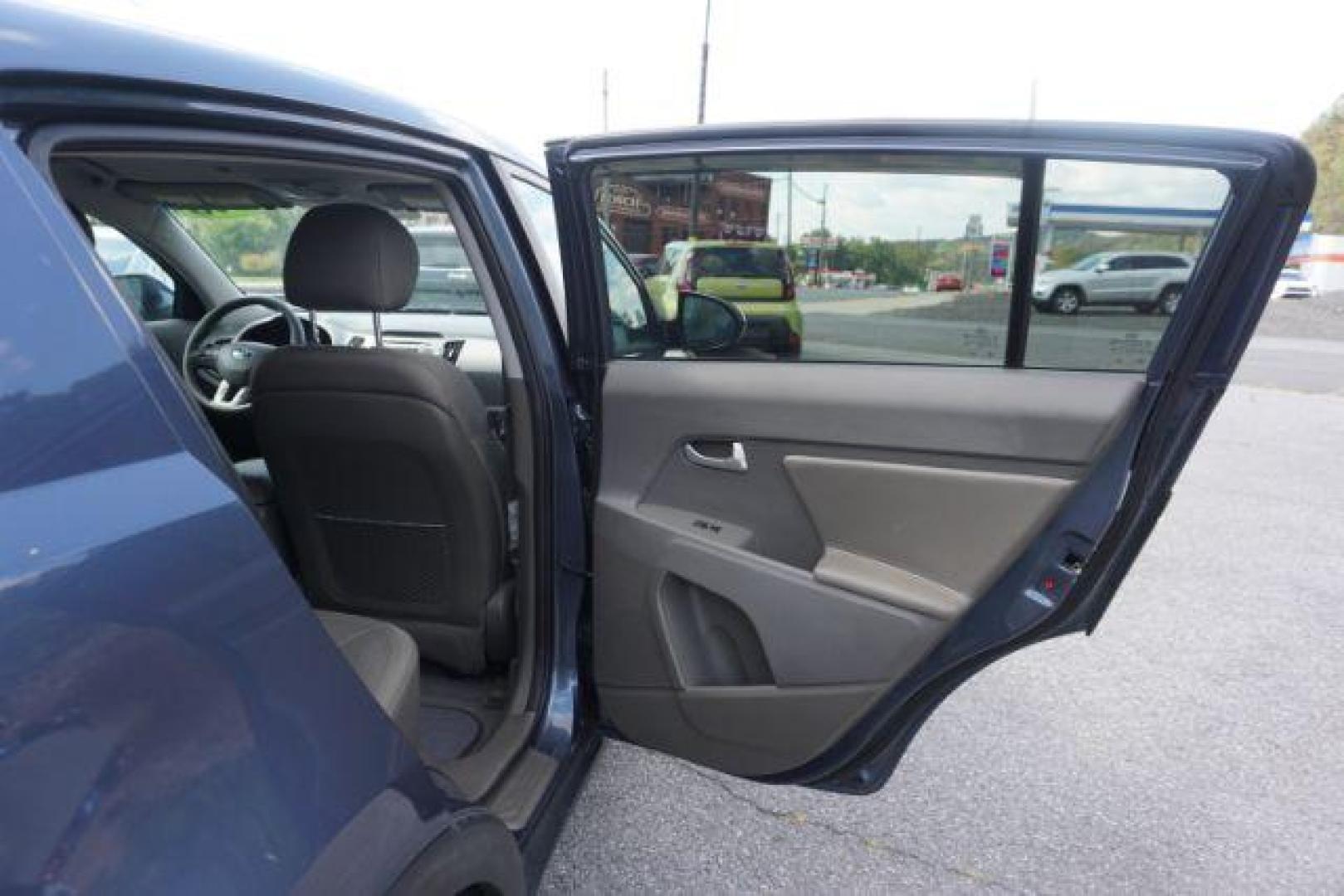 2016 Twilight Blue /Black, cloth Kia Sportage LX AWD (KNDPBCAC8G7) with an 2.4L V6 DOHC 24V engine, 6-Speed Automatic transmission, located at 312 Centre Ave, Schuylkill Haven, PA, 17972, (570) 593-5278, 40.638130, -76.177383 - remote engine starter, towing camper pkg - Photo#48