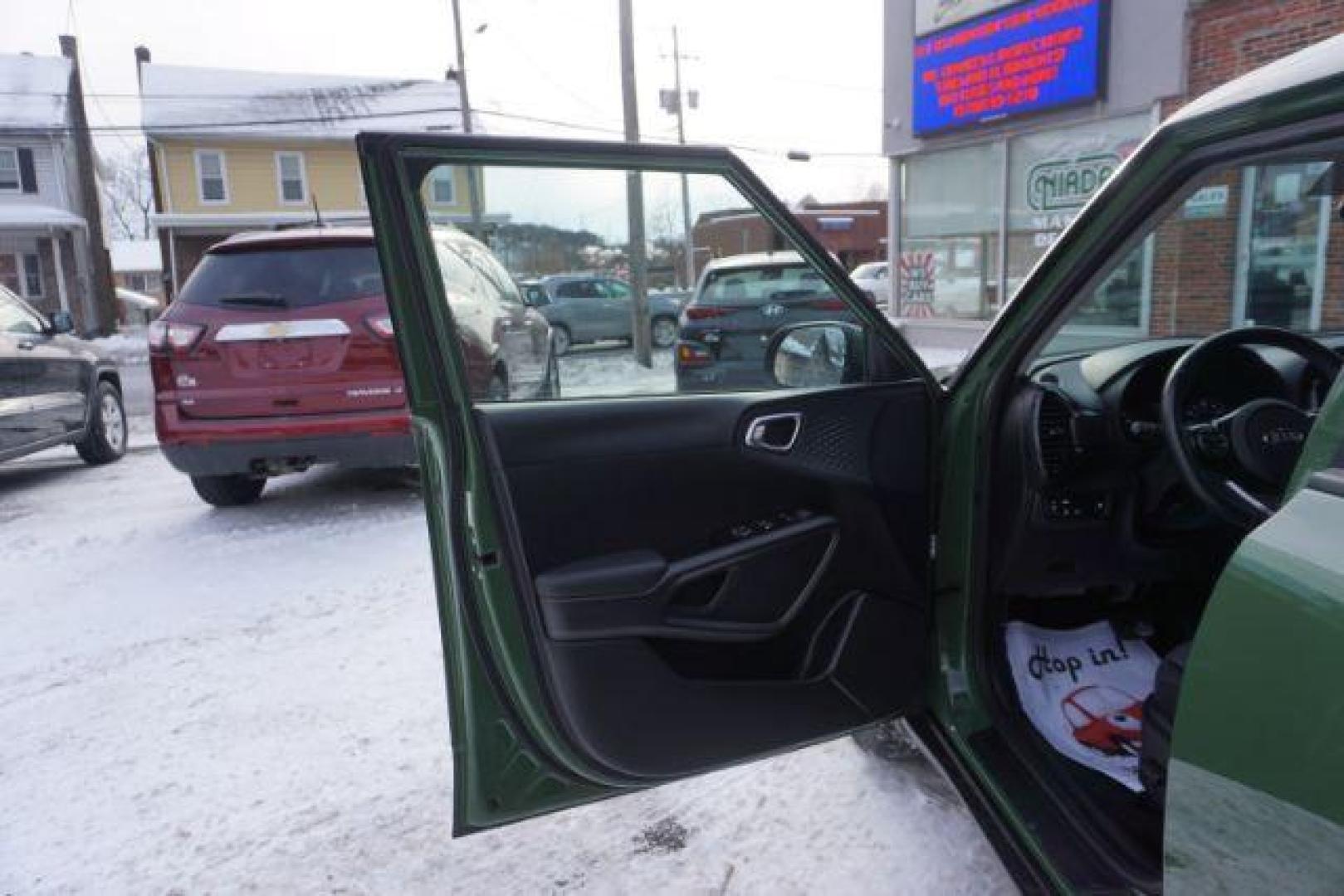 2020 Undercover Green /Gray Two-Tone Tricot Cloth, premium cloth Kia Soul EX (KNDJ33AU9L7) with an 2.0L L4 DOHC 16V engine, Continuously Variable Transmission transmission, located at 312 Centre Ave, Schuylkill Haven, PA, 17972, (570) 593-5278, 40.638130, -76.177383 - remote engine starter - Photo#14