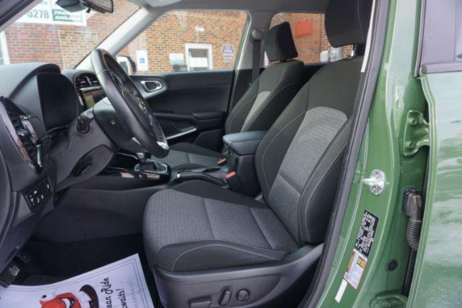 2020 Undercover Green /Gray Two-Tone Tricot Cloth, premium cloth Kia Soul EX (KNDJ33AU9L7) with an 2.0L L4 DOHC 16V engine, Continuously Variable Transmission transmission, located at 312 Centre Ave, Schuylkill Haven, PA, 17972, (570) 593-5278, 40.638130, -76.177383 - remote engine starter - Photo#17