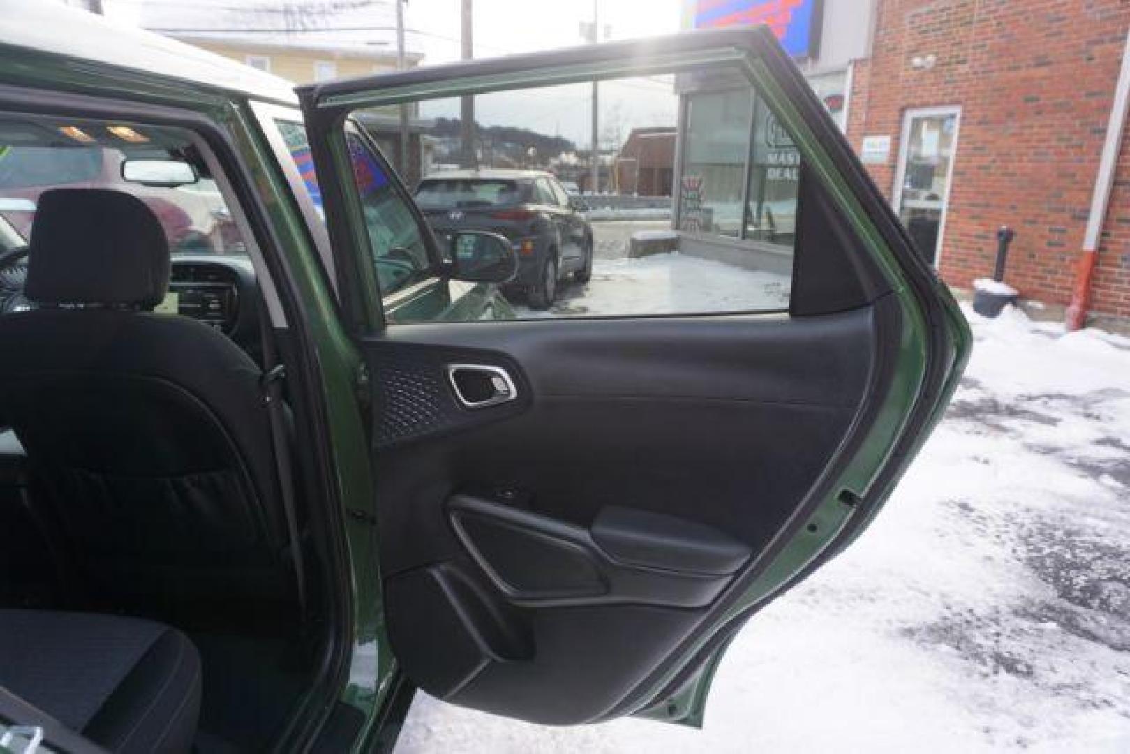2020 Undercover Green /Gray Two-Tone Tricot Cloth, premium cloth Kia Soul EX (KNDJ33AU9L7) with an 2.0L L4 DOHC 16V engine, Continuously Variable Transmission transmission, located at 312 Centre Ave, Schuylkill Haven, PA, 17972, (570) 593-5278, 40.638130, -76.177383 - remote engine starter - Photo#37