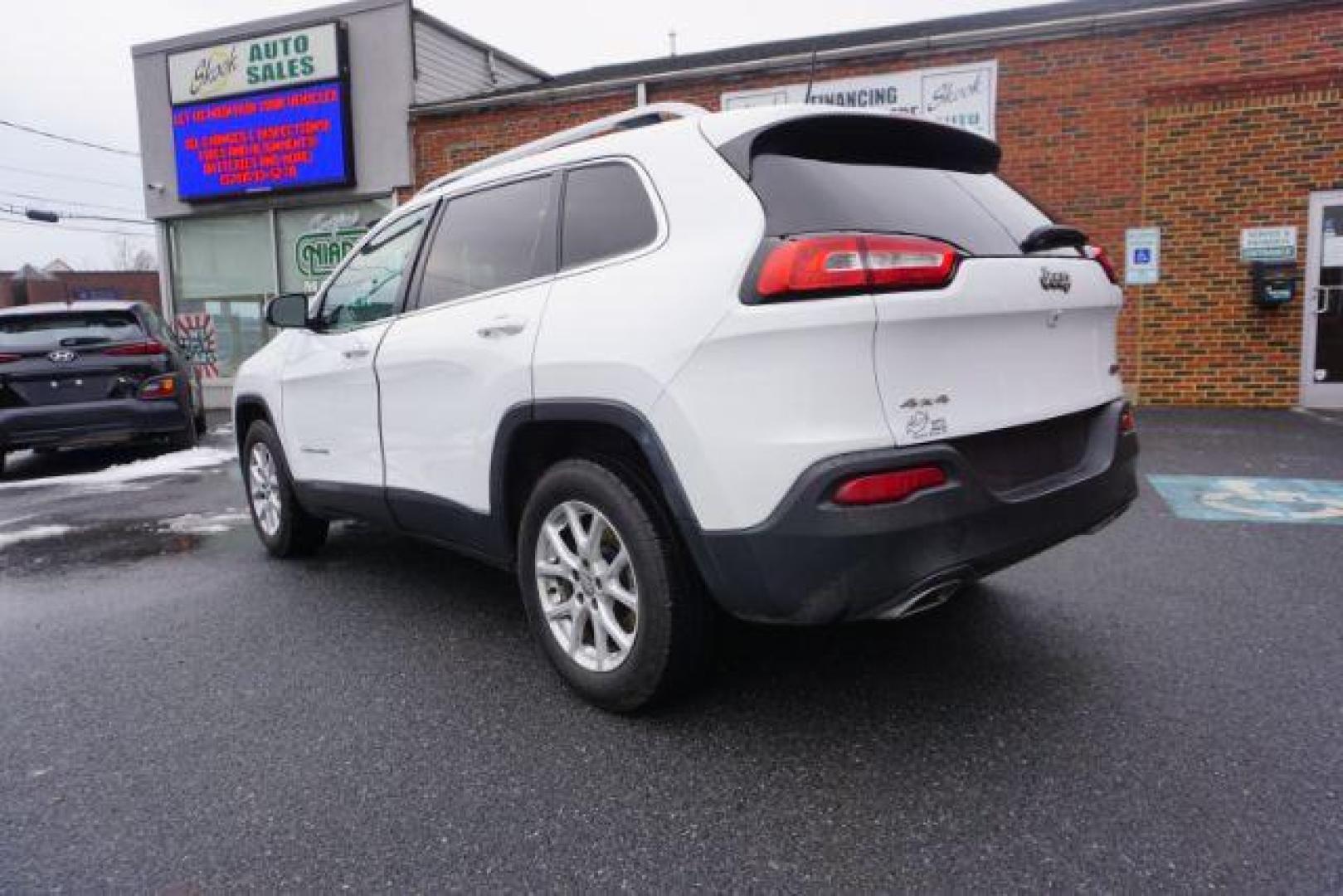 2018 Bright White Clear Coat /Black, leather/cloth Jeep Cherokee Latitude Plus 4WD (1C4PJMLX3JD) with an 3.2L V6 DOHC 24V engine, 9-Speed Automatic transmission, located at 312 Centre Ave, Schuylkill Haven, PA, 17972, (570) 593-5278, 40.638130, -76.177383 - Heated front seats, luggage rack, navigation, rear parking sensors, remote engine starter - Photo#13