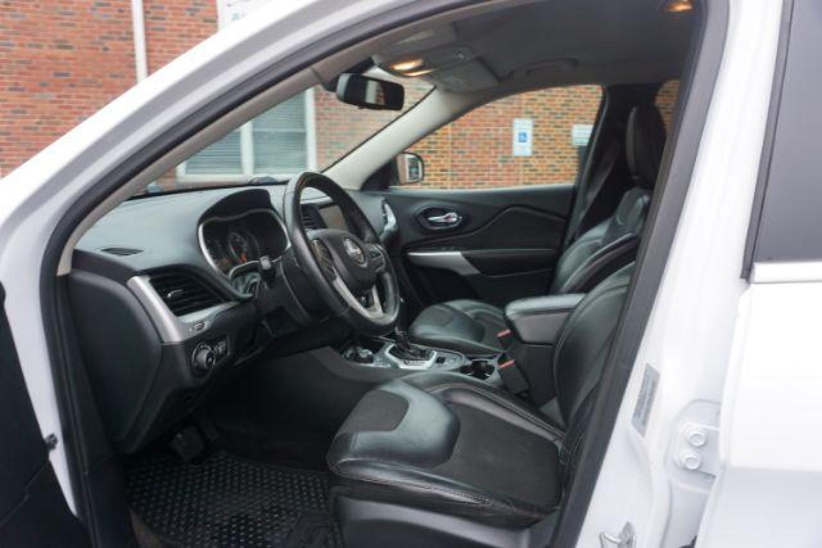 2018 Bright White Clear Coat /Black, leather/cloth Jeep Cherokee Latitude Plus 4WD (1C4PJMLX3JD) with an 3.2L V6 DOHC 24V engine, 9-Speed Automatic transmission, located at 312 Centre Ave, Schuylkill Haven, PA, 17972, (570) 593-5278, 40.638130, -76.177383 - Heated front seats, luggage rack, navigation, rear parking sensors, remote engine starter - Photo#21