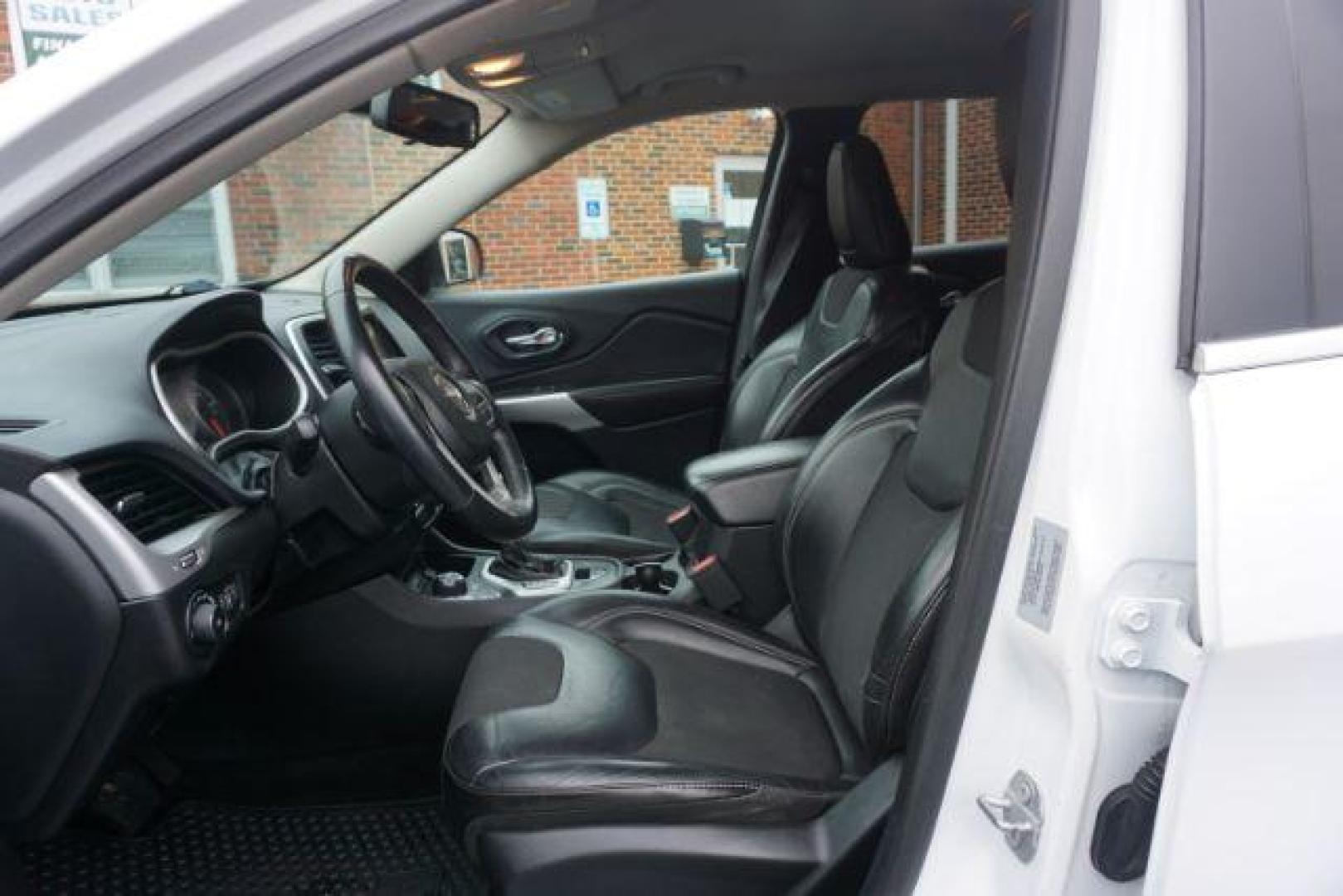 2018 Bright White Clear Coat /Black, leather/cloth Jeep Cherokee Latitude Plus 4WD (1C4PJMLX3JD) with an 3.2L V6 DOHC 24V engine, 9-Speed Automatic transmission, located at 312 Centre Ave, Schuylkill Haven, PA, 17972, (570) 593-5278, 40.638130, -76.177383 - Heated front seats, luggage rack, navigation, rear parking sensors, remote engine starter - Photo#22