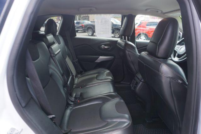 2018 Bright White Clear Coat /Black, leather/cloth Jeep Cherokee Latitude Plus 4WD (1C4PJMLX3JD) with an 3.2L V6 DOHC 24V engine, 9-Speed Automatic transmission, located at 312 Centre Ave, Schuylkill Haven, PA, 17972, (570) 593-5278, 40.638130, -76.177383 - Heated front seats, luggage rack, navigation, rear parking sensors, remote engine starter - Photo#46