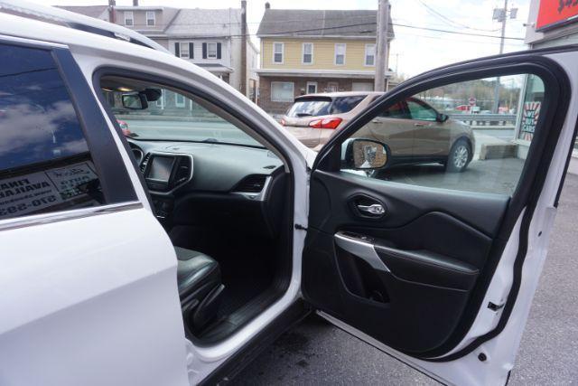 2018 Bright White Clear Coat /Black, leather/cloth Jeep Cherokee Latitude Plus 4WD (1C4PJMLX3JD) with an 3.2L V6 DOHC 24V engine, 9-Speed Automatic transmission, located at 312 Centre Ave, Schuylkill Haven, PA, 17972, (570) 593-5278, 40.638130, -76.177383 - Heated front seats, luggage rack, navigation, rear parking sensors, remote engine starter - Photo#49