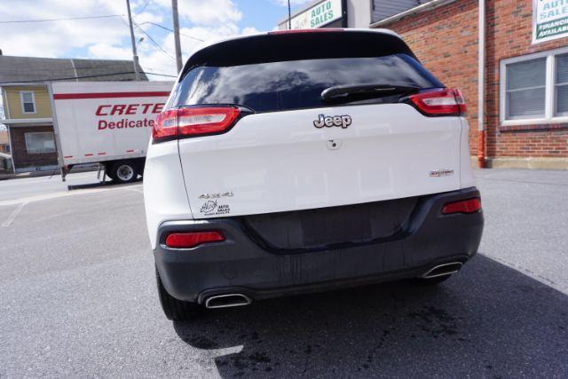 2018 Bright White Clear Coat /Black, leather/cloth Jeep Cherokee Latitude Plus 4WD (1C4PJMLX3JD) with an 3.2L V6 DOHC 24V engine, 9-Speed Automatic transmission, located at 312 Centre Ave, Schuylkill Haven, PA, 17972, (570) 593-5278, 40.638130, -76.177383 - Heated front seats, luggage rack, navigation, rear parking sensors, remote engine starter - Photo#12