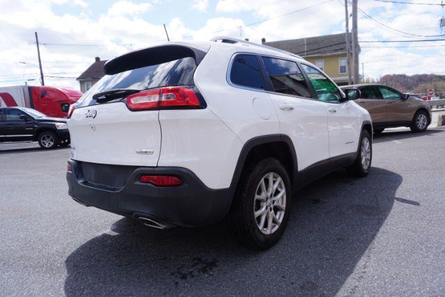 2018 Bright White Clear Coat /Black, leather/cloth Jeep Cherokee Latitude Plus 4WD (1C4PJMLX3JD) with an 3.2L V6 DOHC 24V engine, 9-Speed Automatic transmission, located at 312 Centre Ave, Schuylkill Haven, PA, 17972, (570) 593-5278, 40.638130, -76.177383 - Heated front seats, luggage rack, navigation, rear parking sensors, remote engine starter - Photo#10