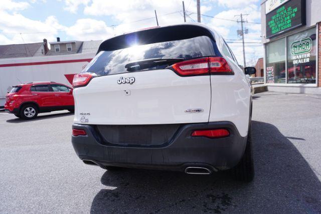 2018 Bright White Clear Coat /Black, leather/cloth Jeep Cherokee Latitude Plus 4WD (1C4PJMLX3JD) with an 3.2L V6 DOHC 24V engine, 9-Speed Automatic transmission, located at 312 Centre Ave, Schuylkill Haven, PA, 17972, (570) 593-5278, 40.638130, -76.177383 - Heated front seats, luggage rack, navigation, rear parking sensors, remote engine starter - Photo#11