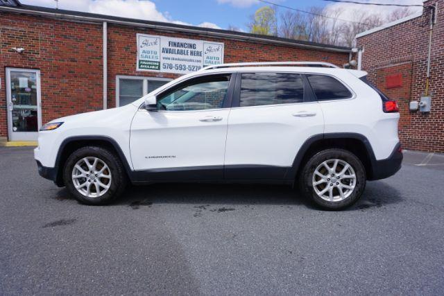 2018 Bright White Clear Coat /Black, leather/cloth Jeep Cherokee Latitude Plus 4WD (1C4PJMLX3JD) with an 3.2L V6 DOHC 24V engine, 9-Speed Automatic transmission, located at 312 Centre Ave, Schuylkill Haven, PA, 17972, (570) 593-5278, 40.638130, -76.177383 - Heated front seats, luggage rack, navigation, rear parking sensors, remote engine starter - Photo#17