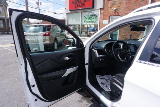 2018 Bright White Clear Coat /Black, leather/cloth Jeep Cherokee Latitude Plus 4WD (1C4PJMLX3JD) with an 3.2L V6 DOHC 24V engine, 9-Speed Automatic transmission, located at 312 Centre Ave, Schuylkill Haven, PA, 17972, (570) 593-5278, 40.638130, -76.177383 - Heated front seats, luggage rack, navigation, rear parking sensors, remote engine starter - Photo#18