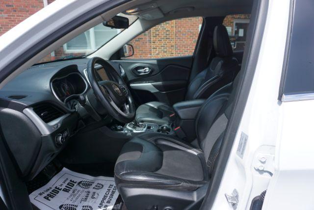 2018 Bright White Clear Coat /Black, leather/cloth Jeep Cherokee Latitude Plus 4WD (1C4PJMLX3JD) with an 3.2L V6 DOHC 24V engine, 9-Speed Automatic transmission, located at 312 Centre Ave, Schuylkill Haven, PA, 17972, (570) 593-5278, 40.638130, -76.177383 - Heated front seats, luggage rack, navigation, rear parking sensors, remote engine starter - Photo#22
