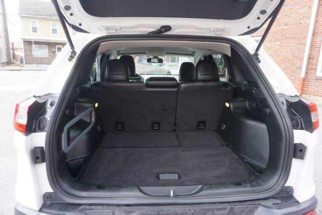 2018 Bright White Clear Coat /Black, leather/cloth Jeep Cherokee Latitude Plus 4WD (1C4PJMLX3JD) with an 3.2L V6 DOHC 24V engine, 9-Speed Automatic transmission, located at 312 Centre Ave, Schuylkill Haven, PA, 17972, (570) 593-5278, 40.638130, -76.177383 - Heated front seats, luggage rack, navigation, rear parking sensors, remote engine starter - Photo#40