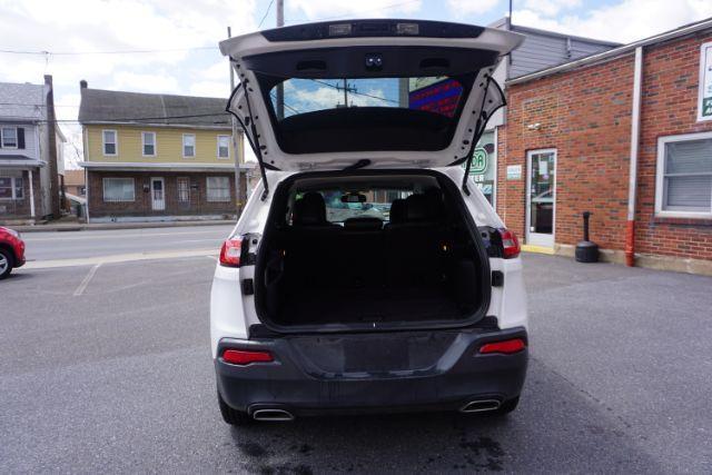 2018 Bright White Clear Coat /Black, leather/cloth Jeep Cherokee Latitude Plus 4WD (1C4PJMLX3JD) with an 3.2L V6 DOHC 24V engine, 9-Speed Automatic transmission, located at 312 Centre Ave, Schuylkill Haven, PA, 17972, (570) 593-5278, 40.638130, -76.177383 - Heated front seats, luggage rack, navigation, rear parking sensors, remote engine starter - Photo#41