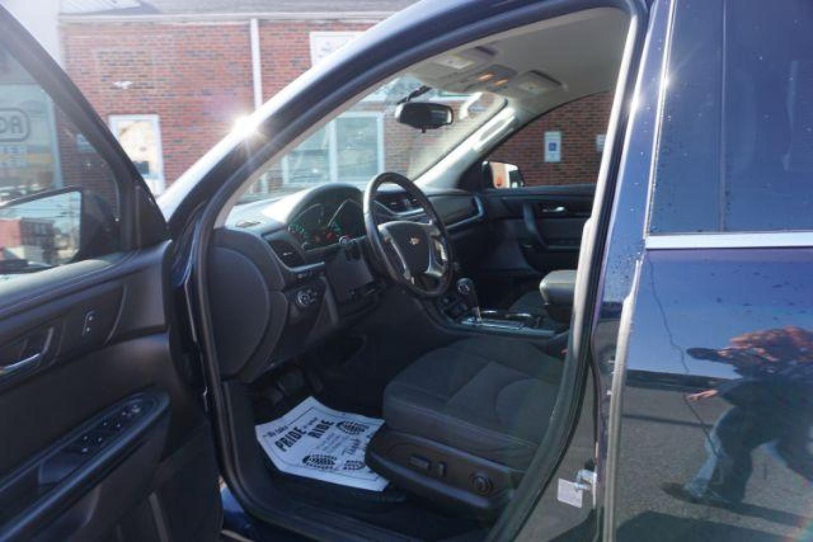 2017 Blue Velvet Metallic /Dark Titanium/Light Titanium Chevrolet Traverse 1LT (1GNKVGKD6HJ) with an 3.6L V-6 gasoline direct injection engine, located at 312 Centre Ave, Schuylkill Haven, PA, 17972, (570) 593-5278, 40.638130, -76.177383 - Heated Front Seats, Power driver's seat - Photo#20