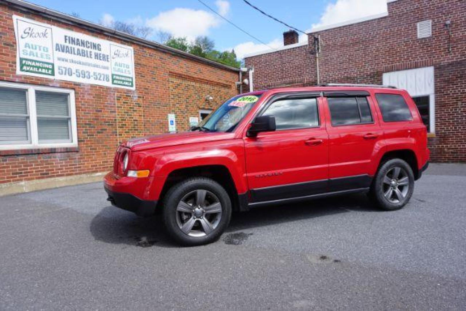 2016 Redline 2 Coat Pearl /Dark Slate Gray Jeep Patriot Sport SE (1C4NJRBB3GD) with an 2.4L I-4 DOHC engine, located at 312 Centre Ave, Schuylkill Haven, PA, 17972, (570) 593-5278, 40.638130, -76.177383 - Aluminum/Alloy wheels, Back up camera, locking/limited slip differential - Photo#1