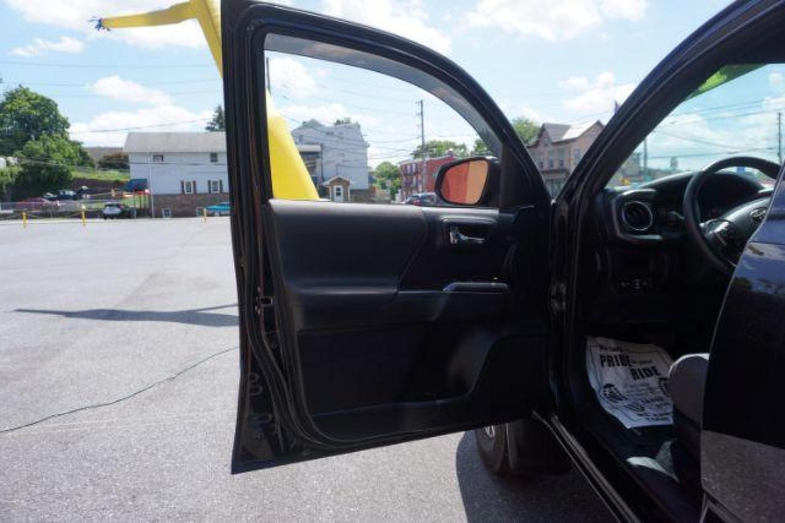 2018 Midnight Black Metallic Toyota Tacoma SR V6 | SR5 V6 | TRD Sport | TRD Off Road | TRD Pro | Limited (5TFCZ5AN4JX) with an 3.5L V-6 port/direct injection engine, located at 312 Centre Ave, Schuylkill Haven, PA, 17972, (570) 593-5278, 40.638130, -76.177383 - Aluminum/alloy wheels, Navigation system, rear parking sensor, hard bed cover, towing pkg - Photo#15