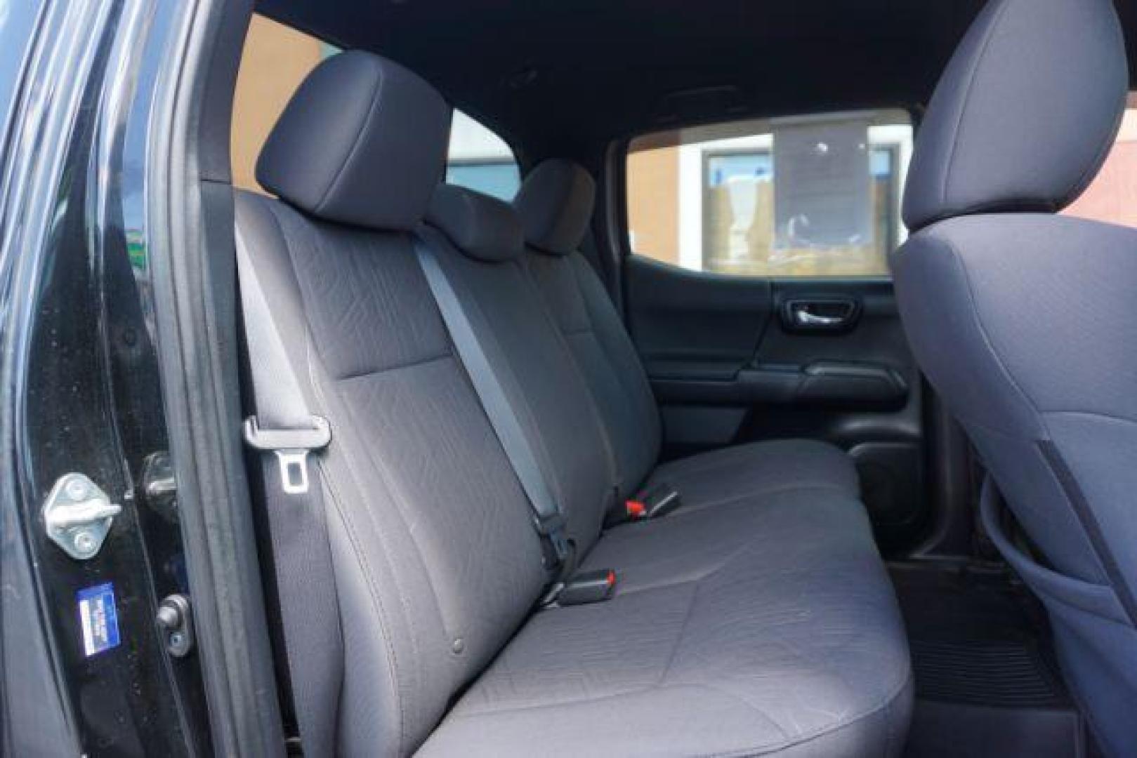 2018 Midnight Black Metallic Toyota Tacoma SR V6 | SR5 V6 | TRD Sport | TRD Off Road | TRD Pro | Limited (5TFCZ5AN4JX) with an 3.5L V-6 port/direct injection engine, located at 312 Centre Ave, Schuylkill Haven, PA, 17972, (570) 593-5278, 40.638130, -76.177383 - Aluminum/alloy wheels, Navigation system, rear parking sensor, hard bed cover, towing pkg - Photo#41