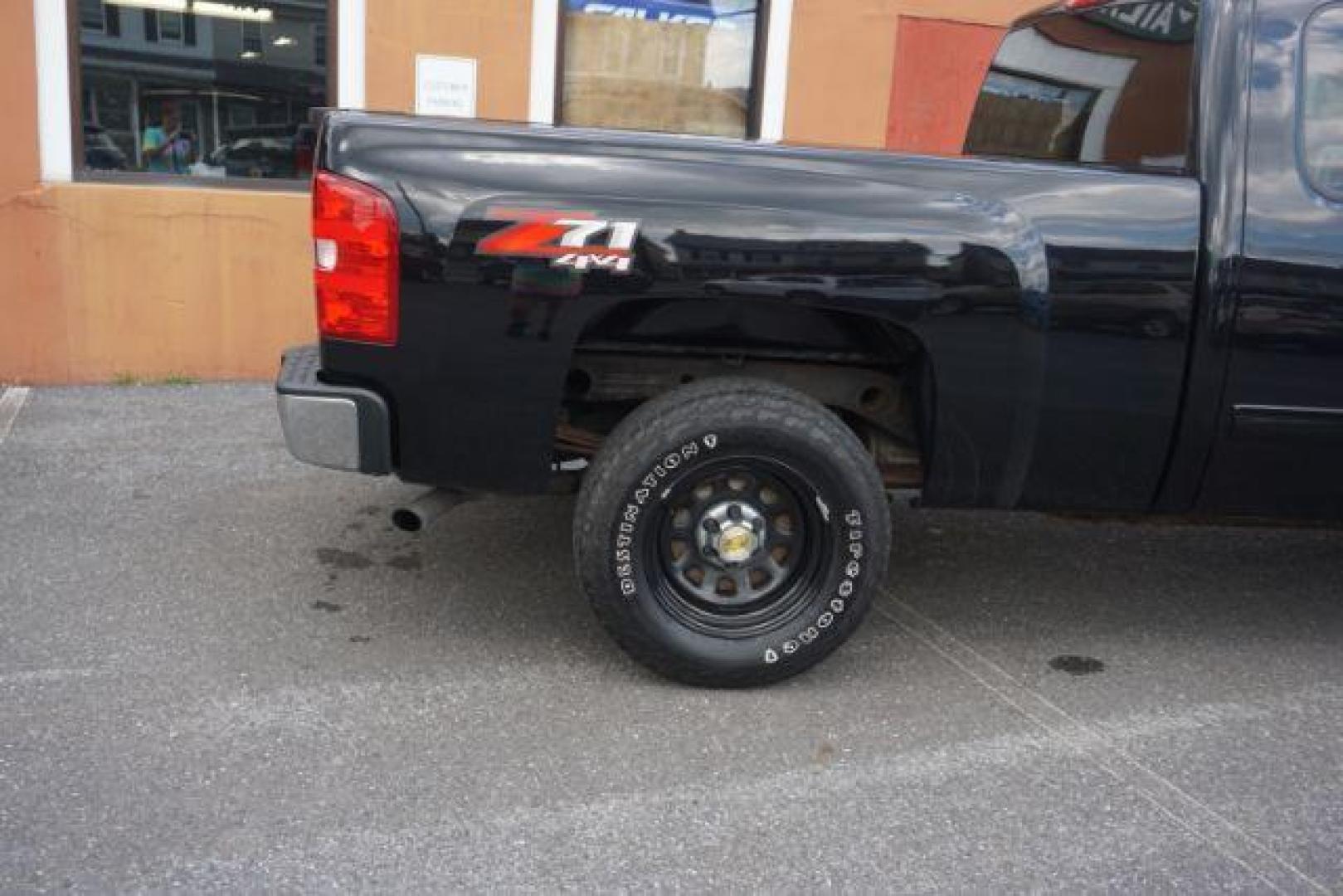 2012 Black Chevrolet Silverado 1500 LT (1GCRKSE73CZ) , located at 312 Centre Ave, Schuylkill Haven, PA, 17972, (570) 593-5278, 40.638130, -76.177383 - Photo#6