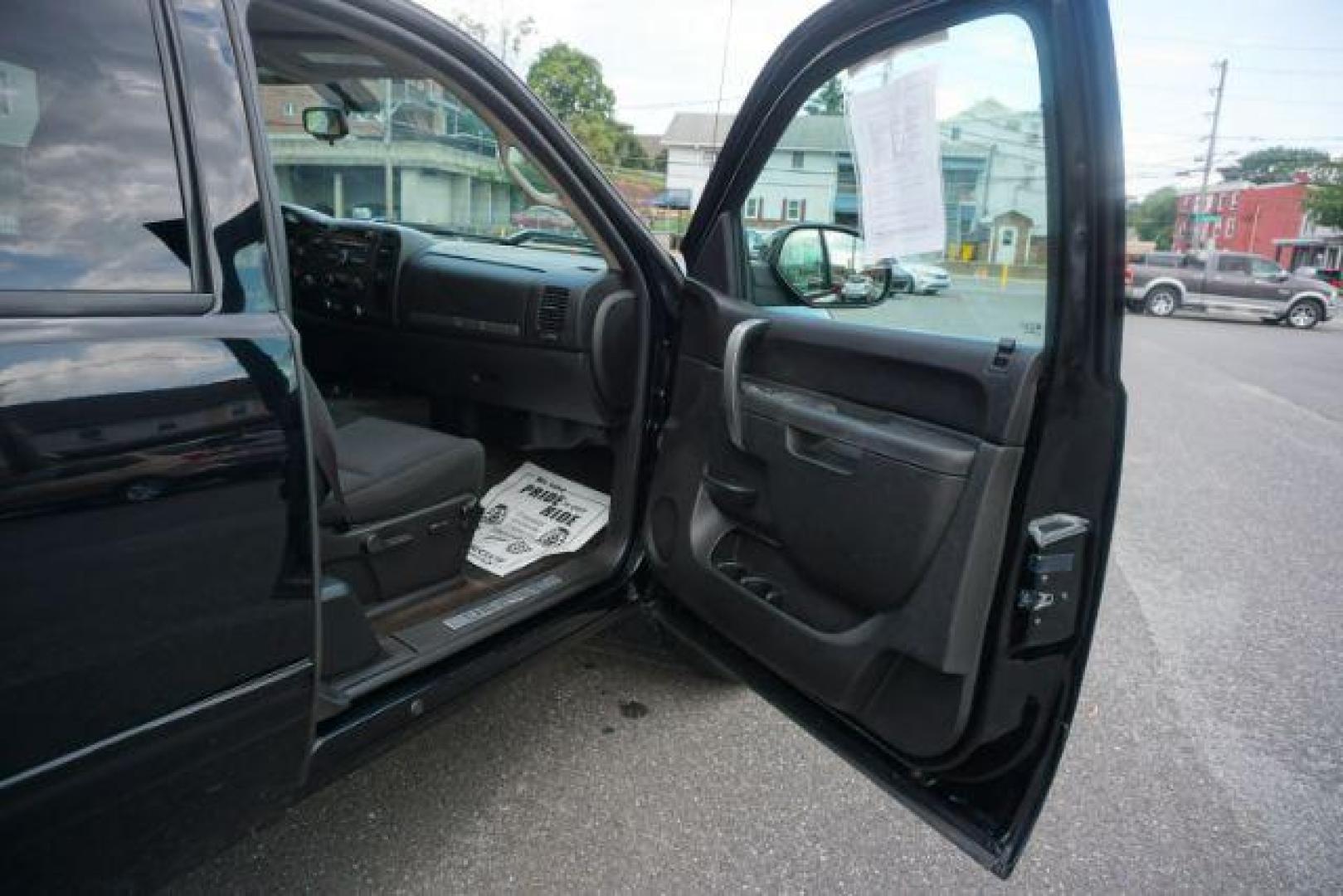 2012 Black Chevrolet Silverado 1500 LT (1GCRKSE73CZ) , located at 312 Centre Ave, Schuylkill Haven, PA, 17972, (570) 593-5278, 40.638130, -76.177383 - Photo#11