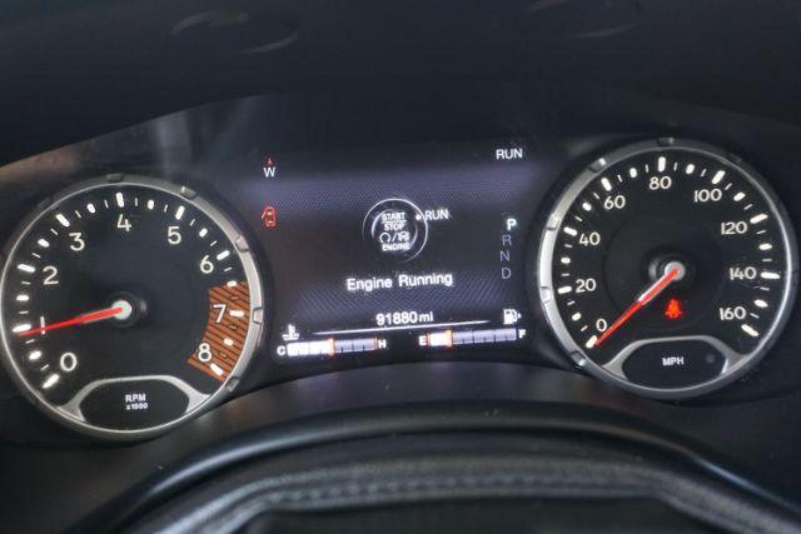 2020 Sting-Gray Clearcoat /Sandstorm/Black Jeep Renegade North Edition 4X4 (ZACNJBAB3LP) with an Tigershark MultiAir 2.4L I-4 variable valve contro engine, located at 312 Centre Ave, Schuylkill Haven, PA, 17972, (570) 593-5278, 40.638130, -76.177383 - Photo#4