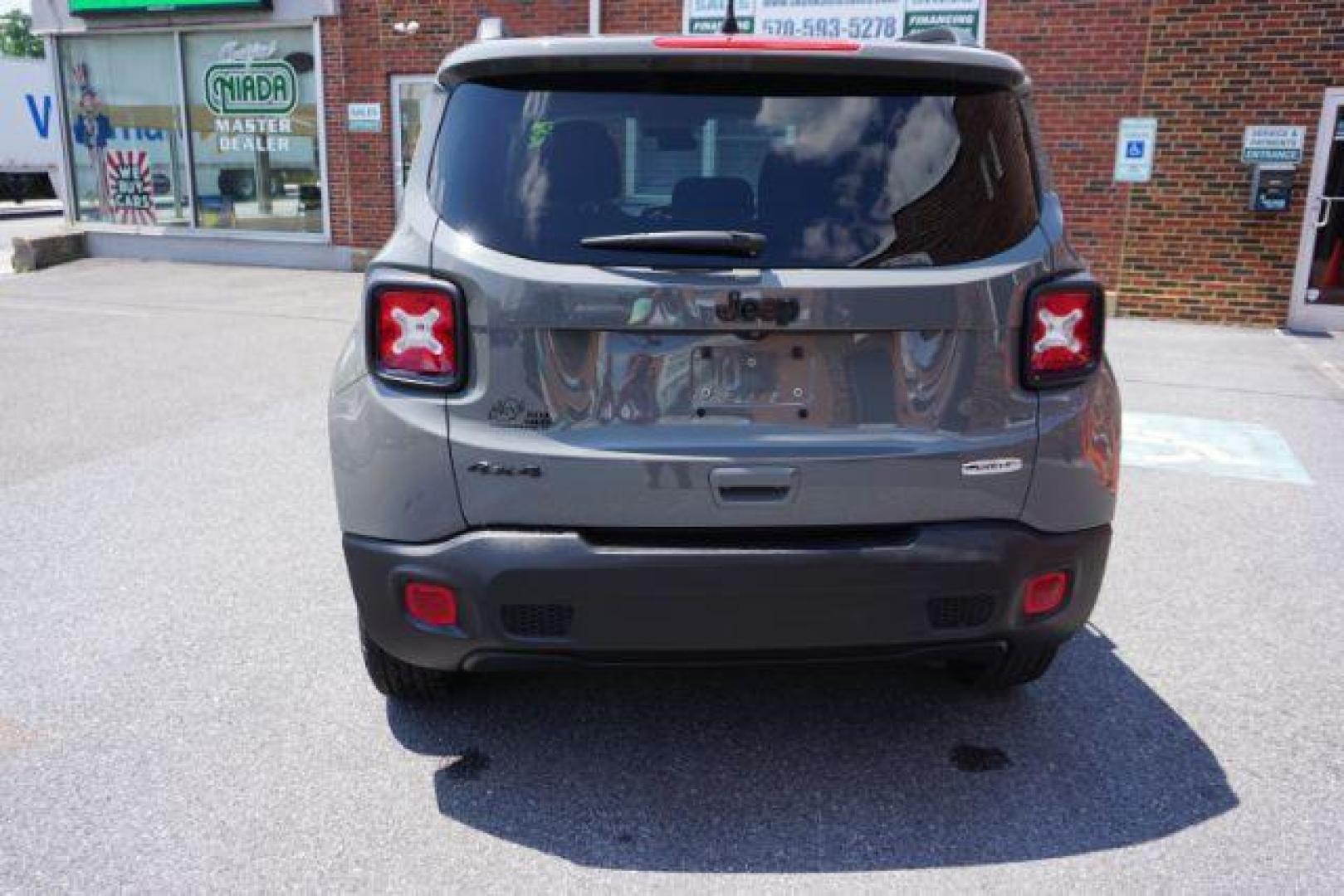 2020 Sting-Gray Clearcoat /Sandstorm/Black Jeep Renegade North Edition 4X4 (ZACNJBAB3LP) with an Tigershark MultiAir 2.4L I-4 variable valve contro engine, located at 312 Centre Ave, Schuylkill Haven, PA, 17972, (570) 593-5278, 40.638130, -76.177383 - Photo#22