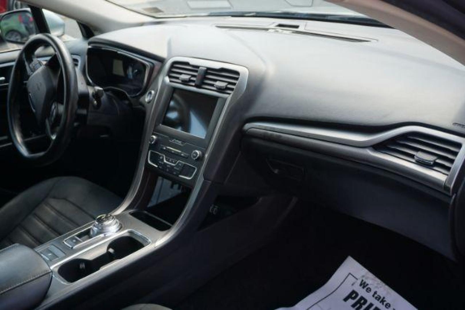 2020 Magnetic Metallic Ford Fusion SE (3FA6P0HD2LR) , located at 312 Centre Ave, Schuylkill Haven, PA, 17972, (570) 593-5278, 40.638130, -76.177383 - Photo#10