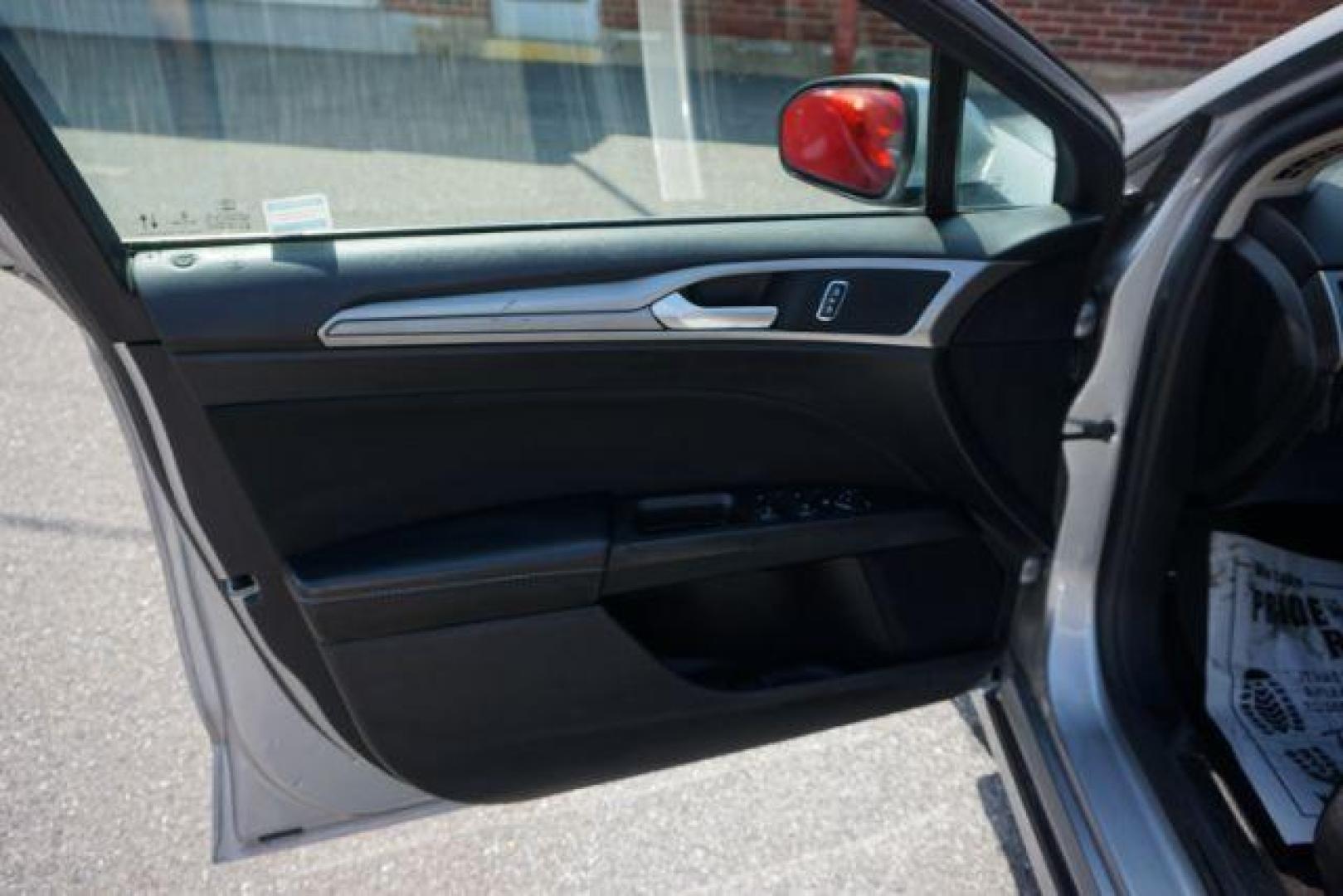 2020 Magnetic Metallic Ford Fusion SE (3FA6P0HD2LR) , located at 312 Centre Ave, Schuylkill Haven, PA, 17972, (570) 593-5278, 40.638130, -76.177383 - Photo#16