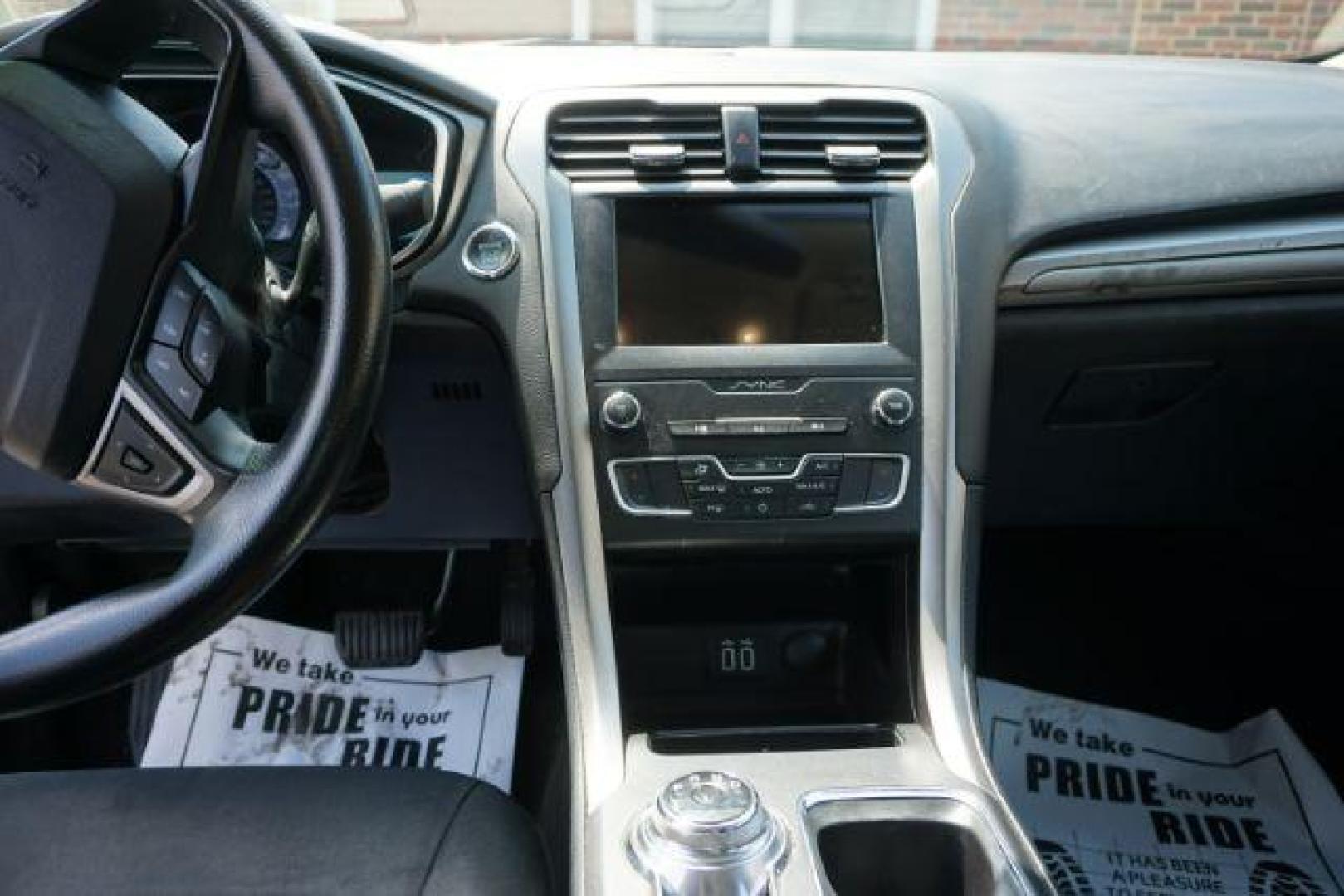 2020 Magnetic Metallic Ford Fusion SE (3FA6P0HD2LR) , located at 312 Centre Ave, Schuylkill Haven, PA, 17972, (570) 593-5278, 40.638130, -76.177383 - Photo#17