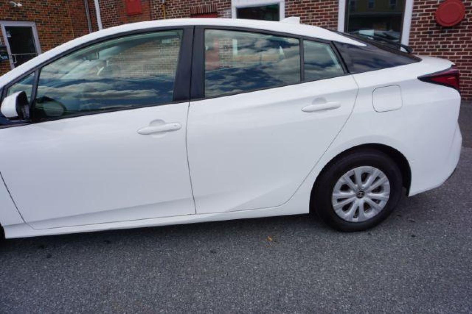 2020 Super White /Black Toyota Prius LE (JTDKARFU8L3) with an 1.8L I-4 DOHC engine, located at 312 Centre Ave, Schuylkill Haven, PA, 17972, (570) 593-5278, 40.638130, -76.177383 - Photo#10