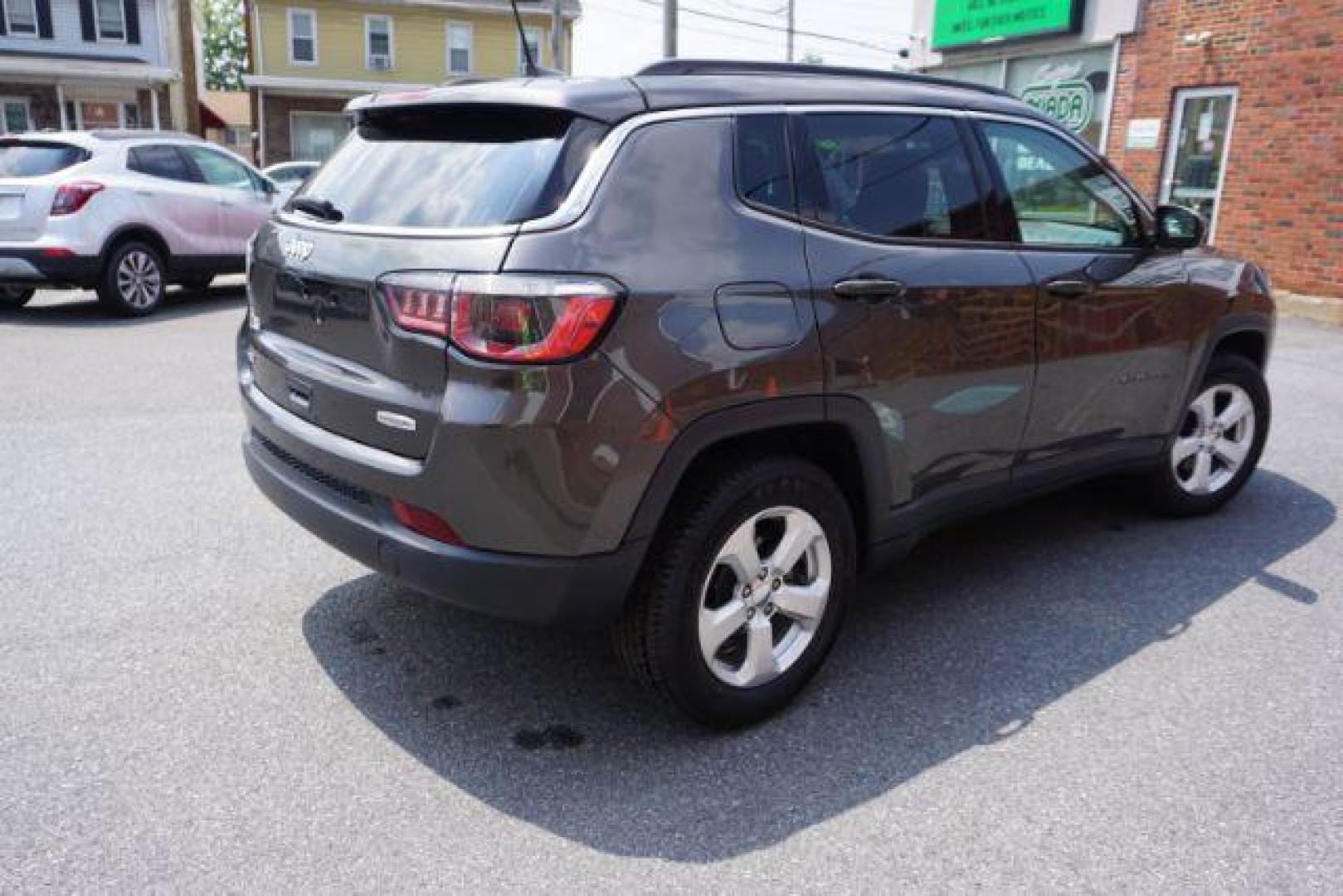 2018 Granite Crystal Metallic Clearcoat /Ski Gray/Black Jeep Compass Latitude 4x4 (3C4NJDBB4JT) , located at 312 Centre Ave, Schuylkill Haven, PA, 17972, (570) 593-5278, 40.638130, -76.177383 - Photo#3