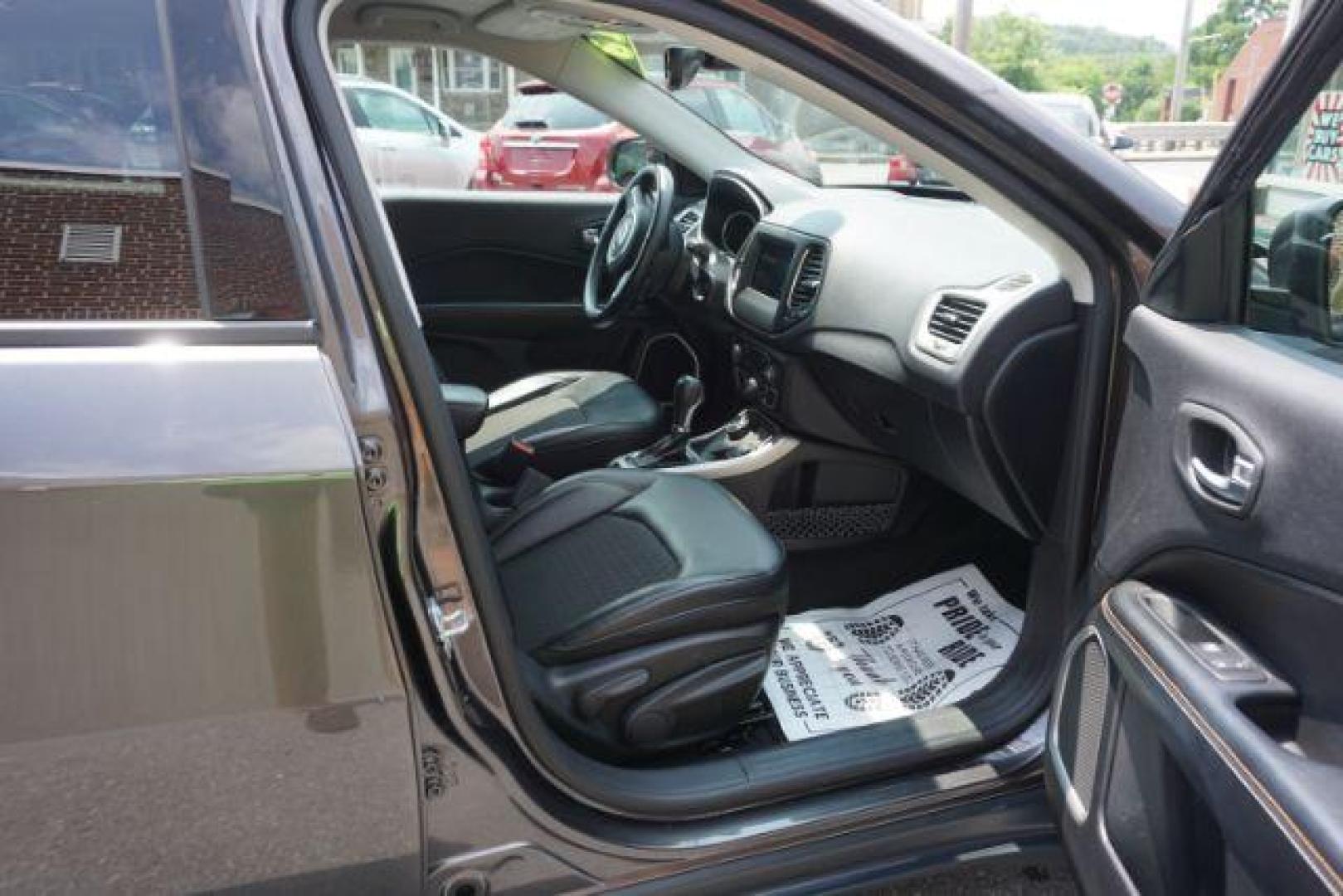2018 Granite Crystal Metallic Clearcoat /Ski Gray/Black Jeep Compass Latitude 4x4 (3C4NJDBB4JT) , located at 312 Centre Ave, Schuylkill Haven, PA, 17972, (570) 593-5278, 40.638130, -76.177383 - Photo#17