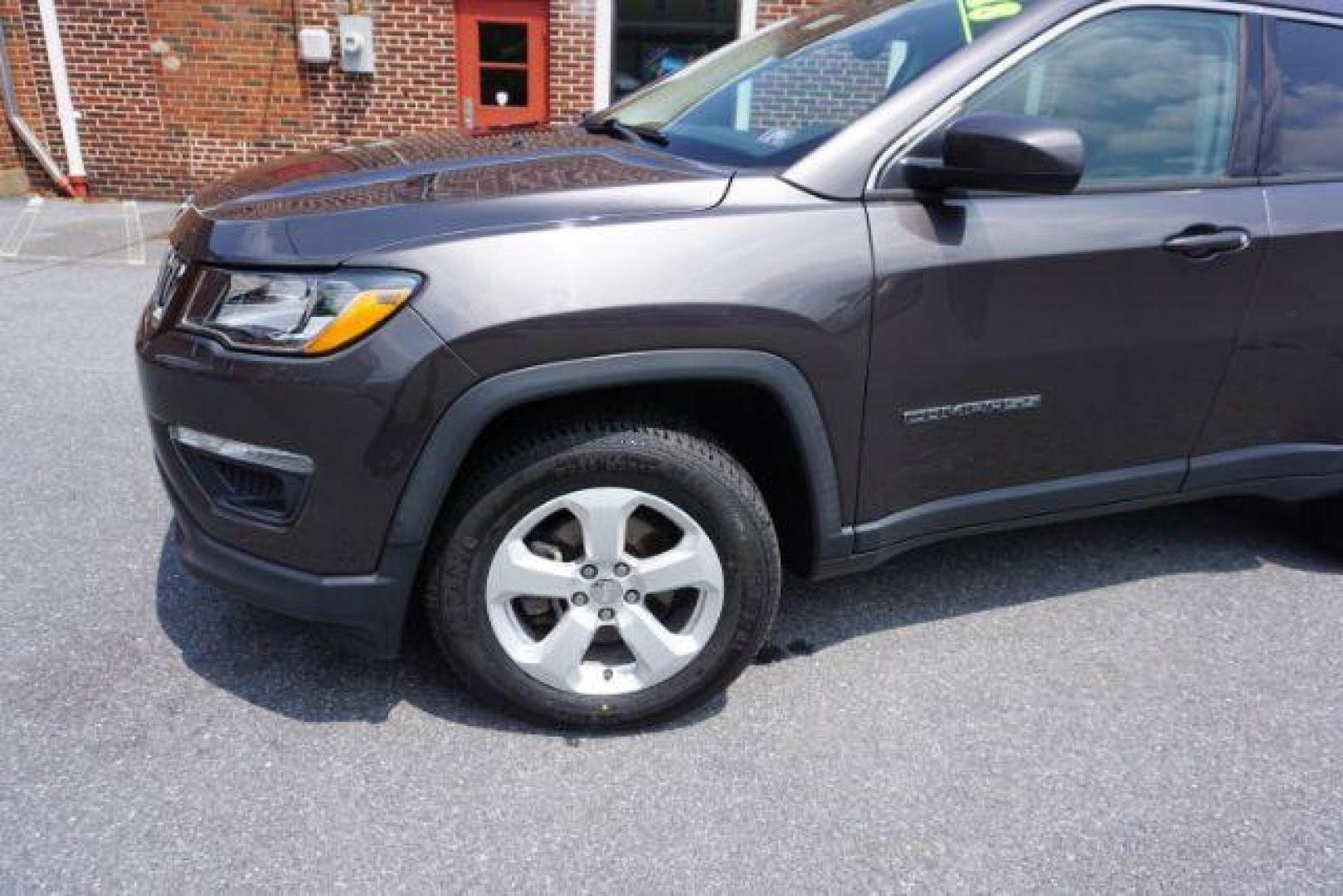 2018 Granite Crystal Metallic Clearcoat /Ski Gray/Black Jeep Compass Latitude 4x4 (3C4NJDBB4JT) , located at 312 Centre Ave, Schuylkill Haven, PA, 17972, (570) 593-5278, 40.638130, -76.177383 - Photo#25
