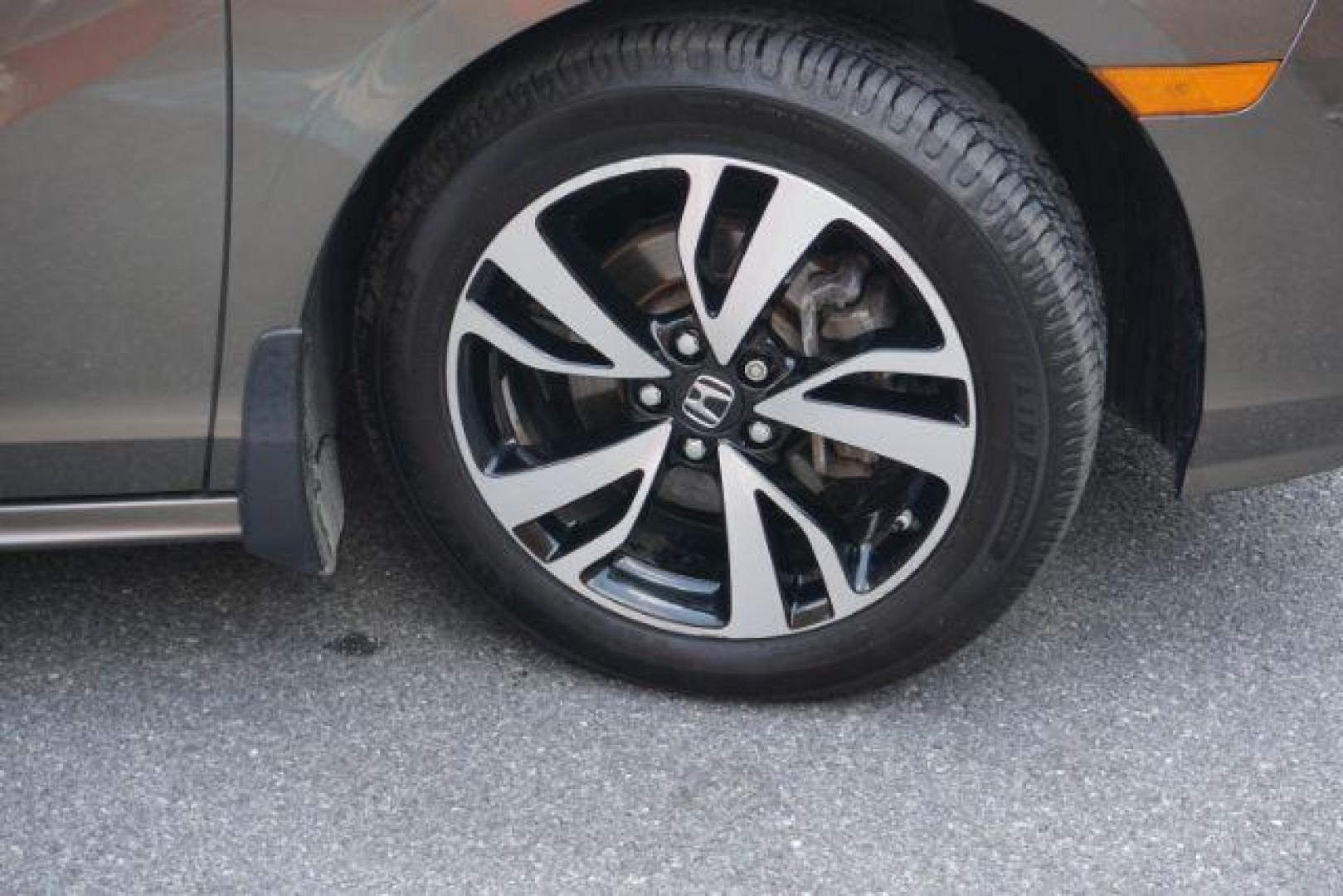 2018 Pacific Pewter Metallic /Gray Honda Odyssey Elite (5FNRL6H94JB) with an 3.5L V-6 gasoline direct injection engine, located at 312 Centre Ave, Schuylkill Haven, PA, 17972, (570) 593-5278, 40.638130, -76.177383 - Photo#13