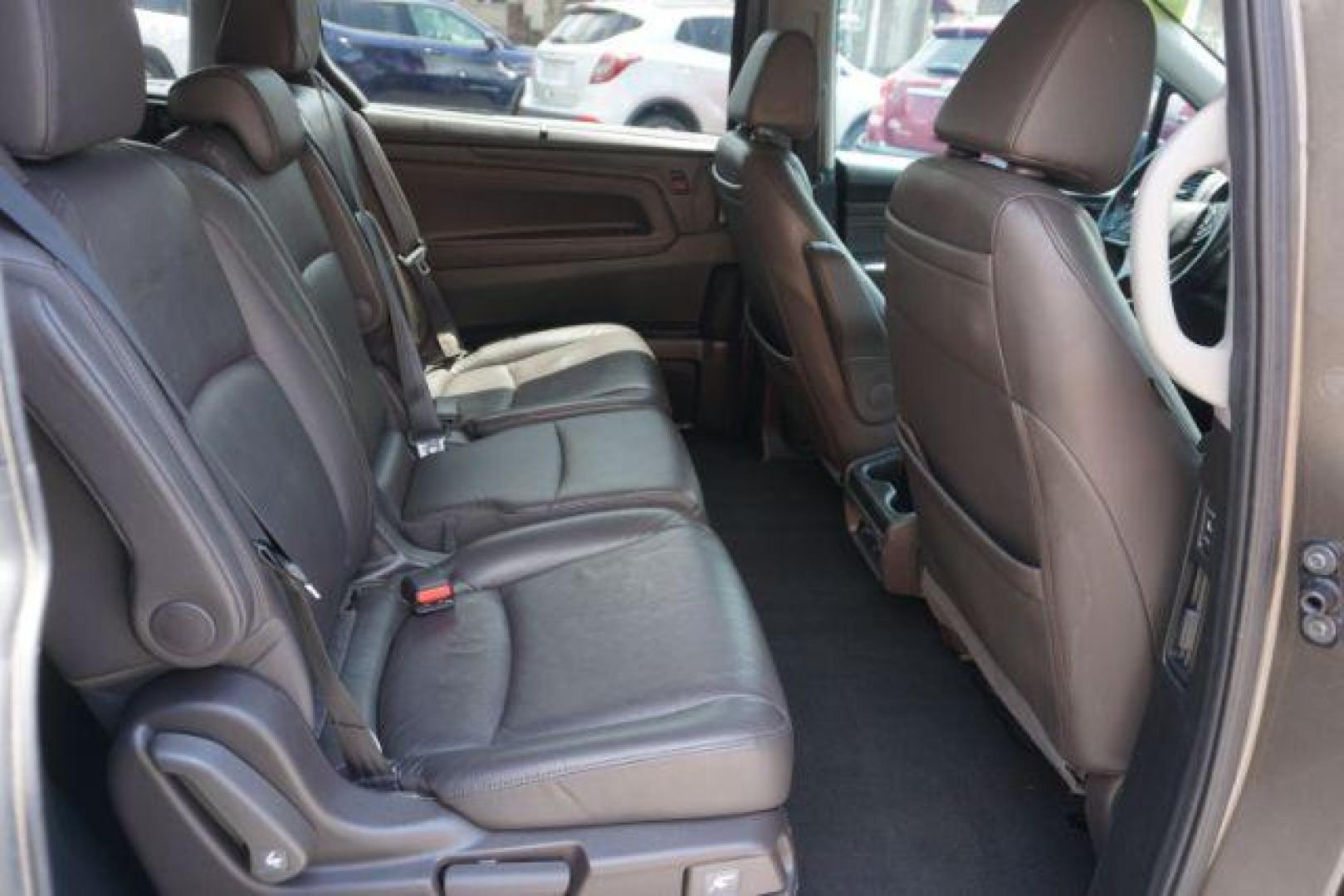2018 Pacific Pewter Metallic /Gray Honda Odyssey Elite (5FNRL6H94JB) with an 3.5L V-6 gasoline direct injection engine, located at 312 Centre Ave, Schuylkill Haven, PA, 17972, (570) 593-5278, 40.638130, -76.177383 - Photo#26